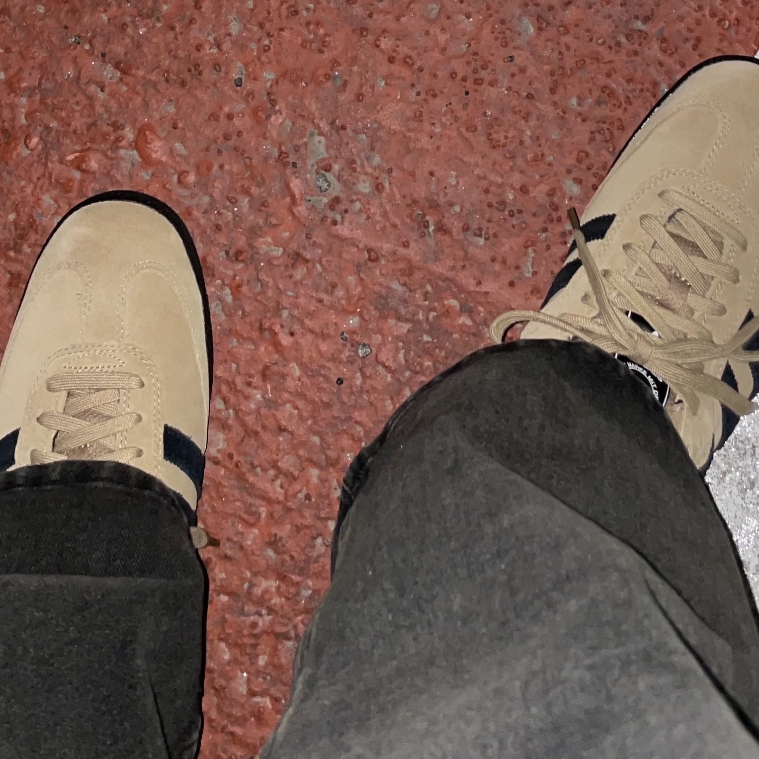Adidas Samba ADV Cardboard 착용 스타일