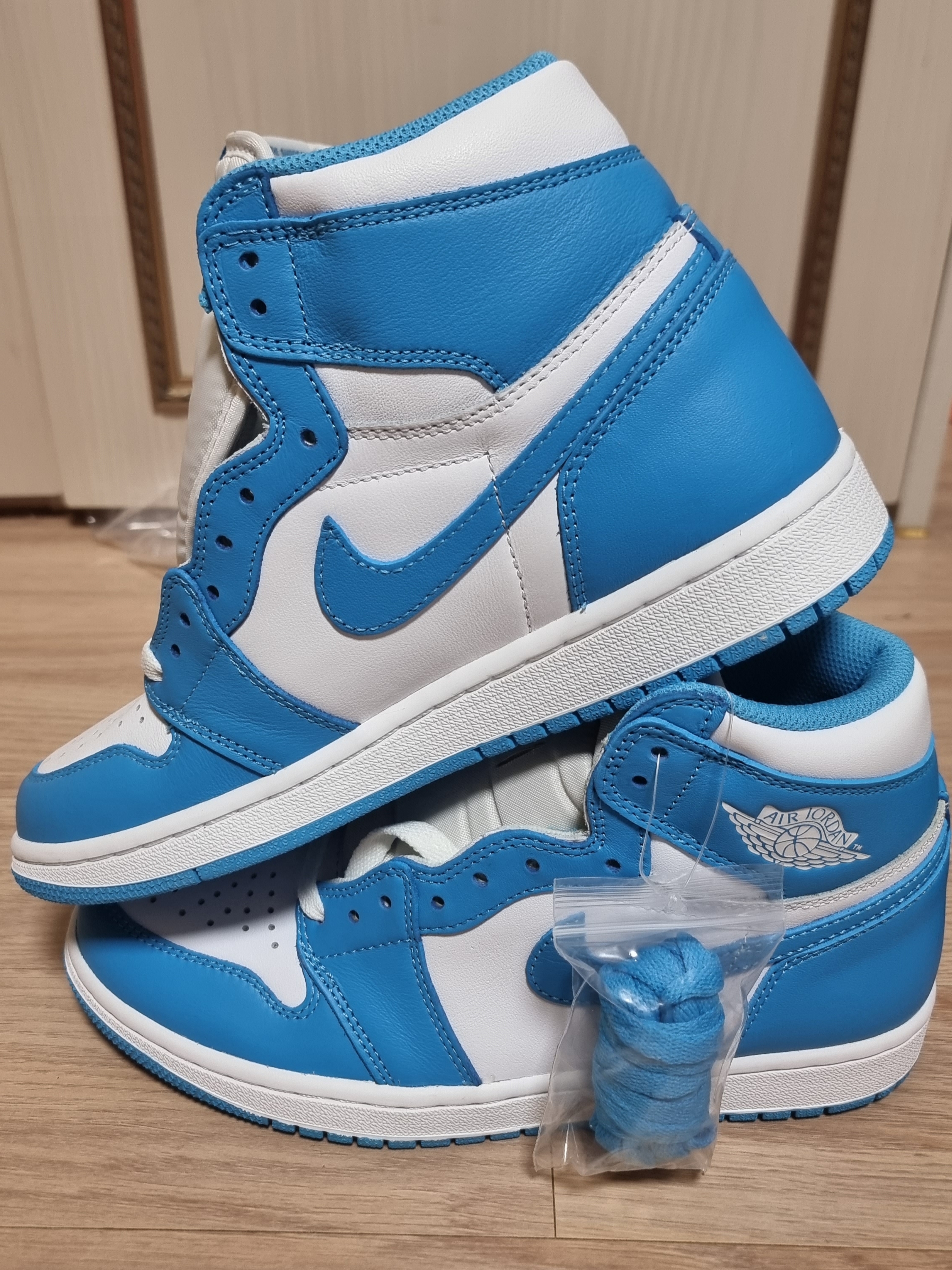 Jordan 1 Retro UNC 착용 스타일 - 2
