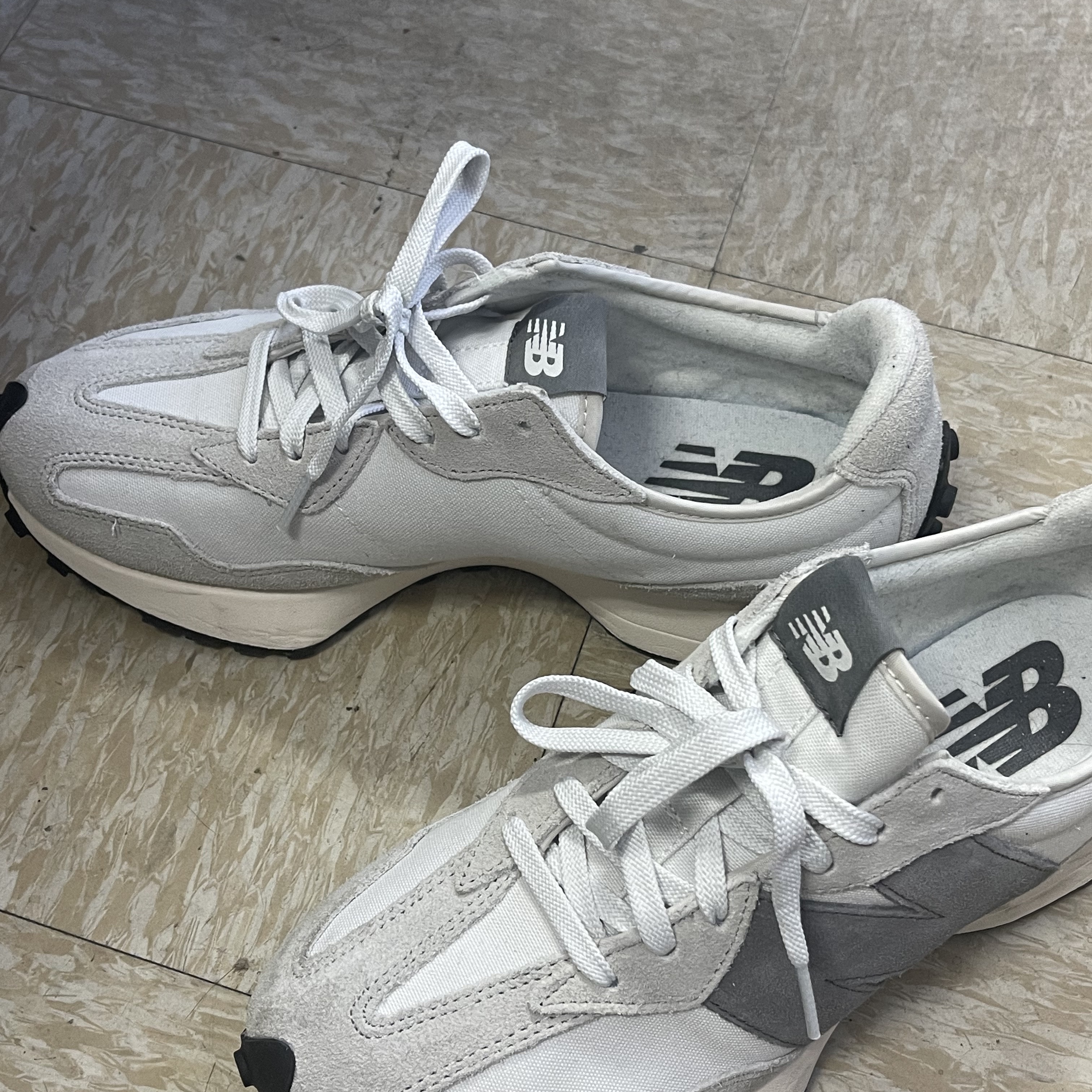 New Balance 327 Nimbus Cloud Rain Cloud 착용 스타일