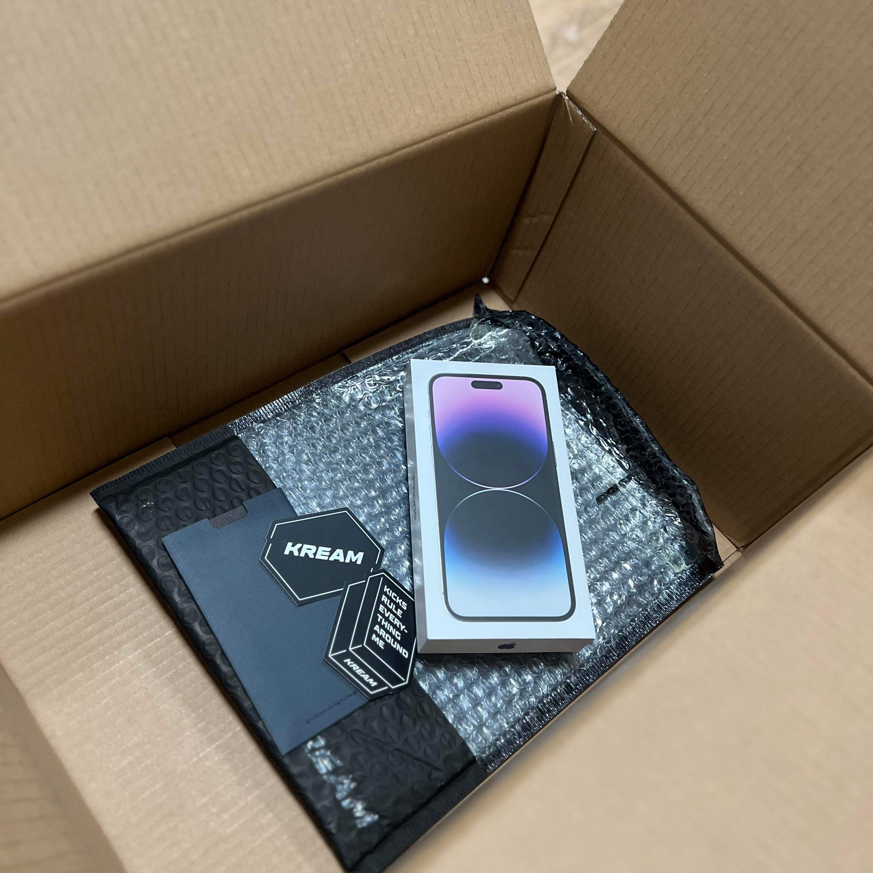 Apple iPhone 14 Pro Max 256GB Deep Purple (Korean Ver.) 착용 스타일