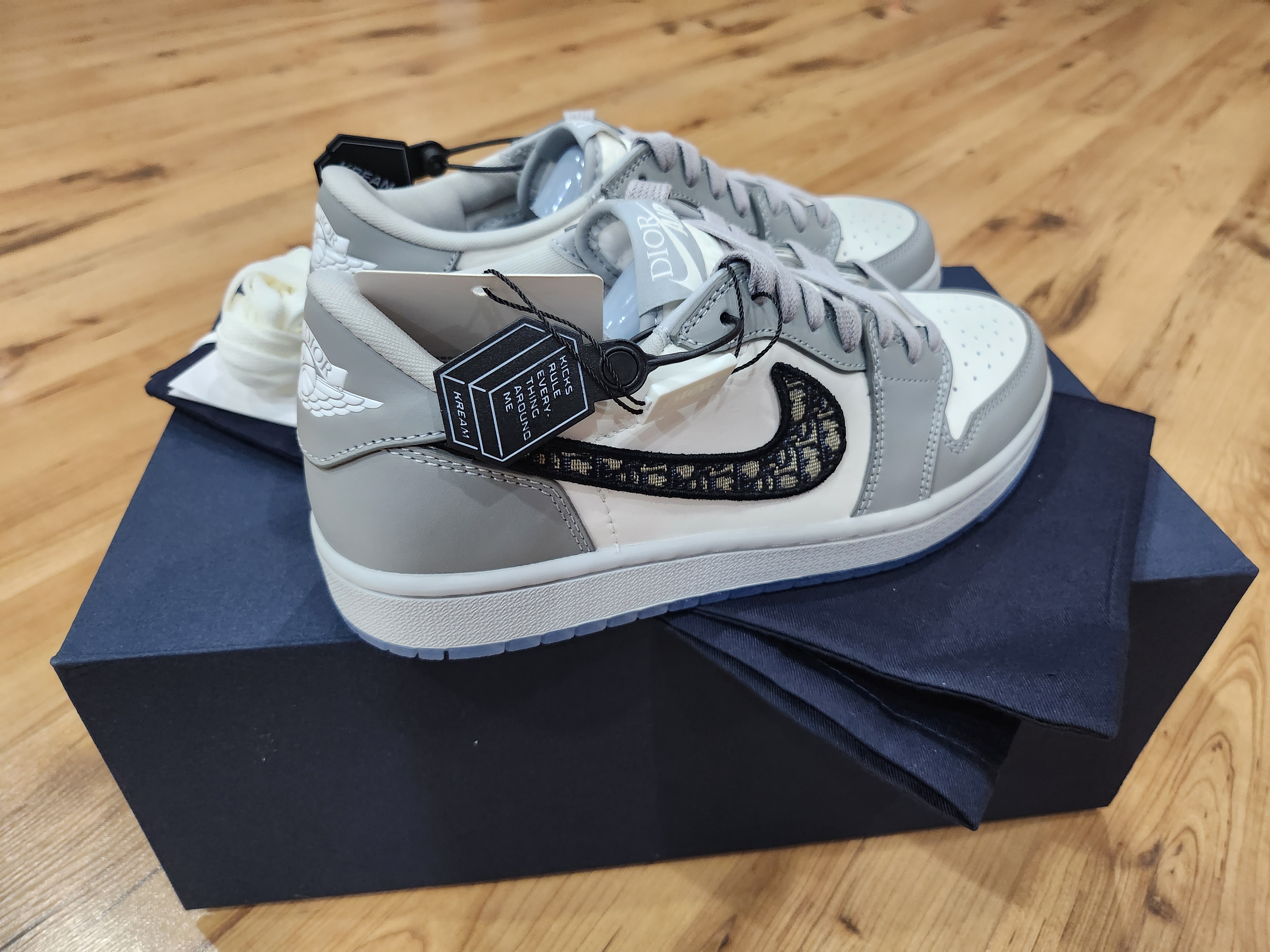 Jordan 1 x Dior Low OG 착용 스타일 - 3
