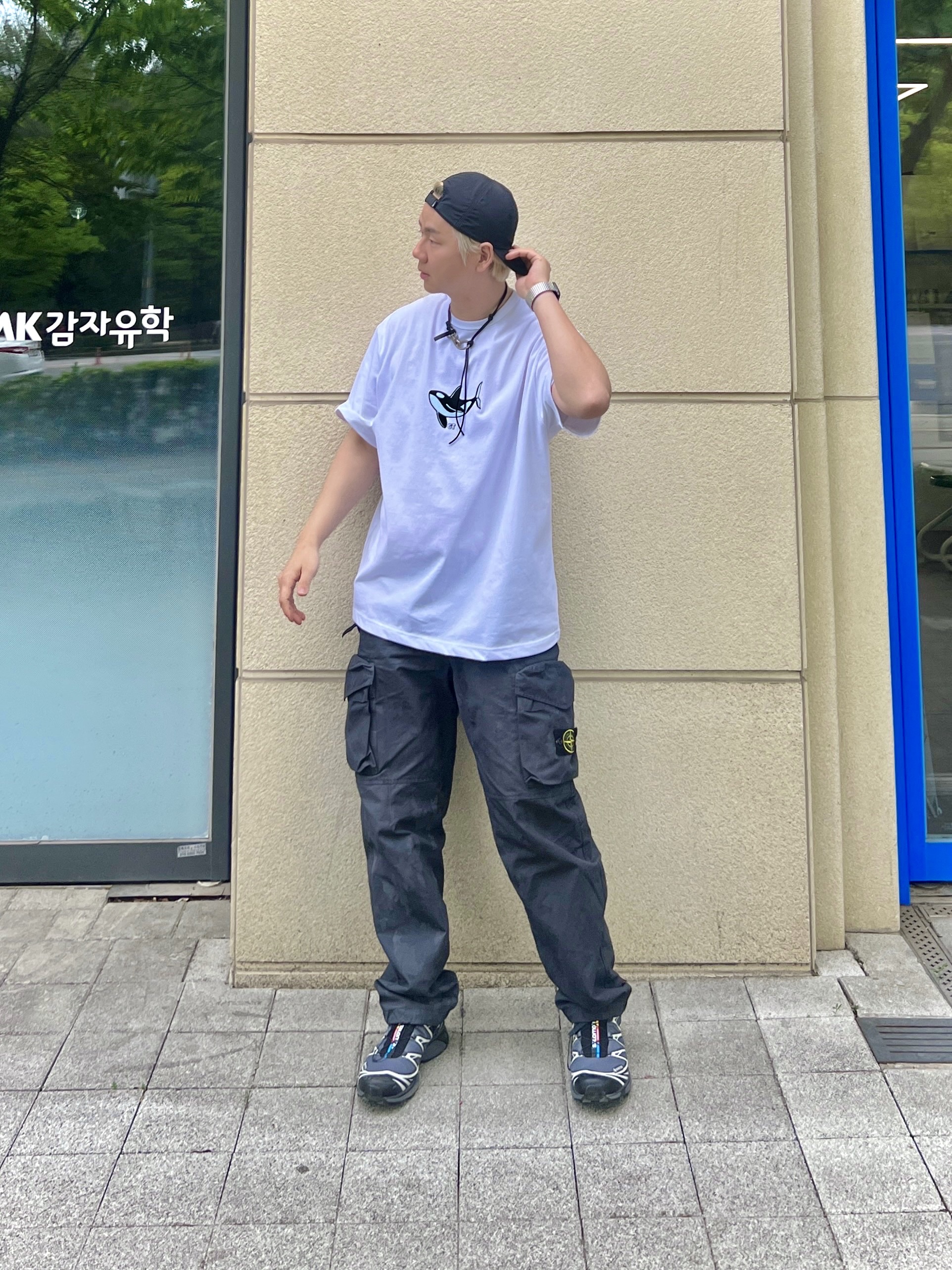 Salomon XT-6 Gore-Tex Black Ebony, Supreme x Stone Island Reactive Ice Camo Ripstop Cargo Pants Black - 22SS 착용 스타일 - 2