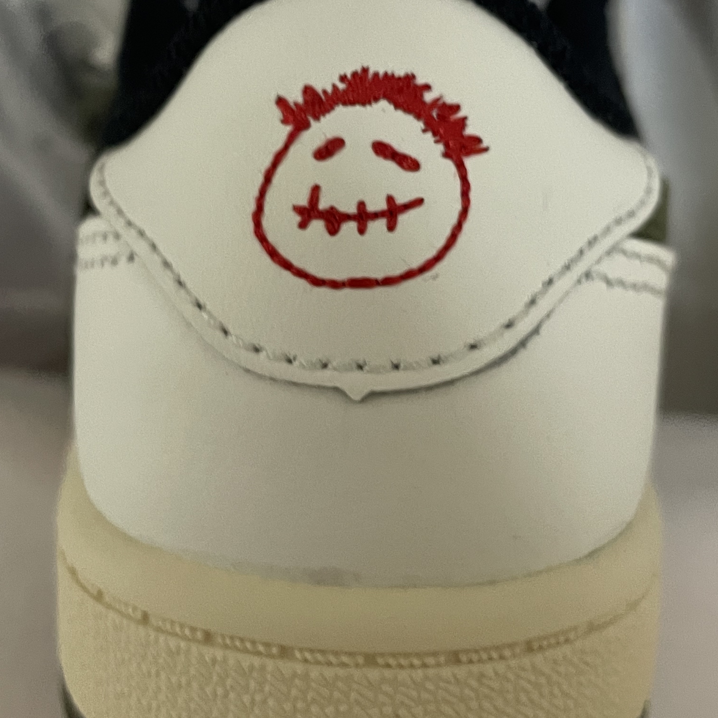 (PS) Jordan 1 x Travis Scott Retro Low OG SP Medium Olive 착용 스타일