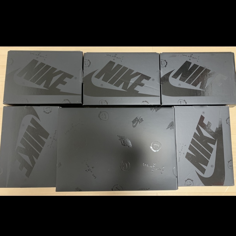 Jordan 1 x Travis Scott Retro Low OG SP Black Phantom, (PS) Jordan 1 x Travis Scott Retro Low OG SP Black Phantom 착용 스타일