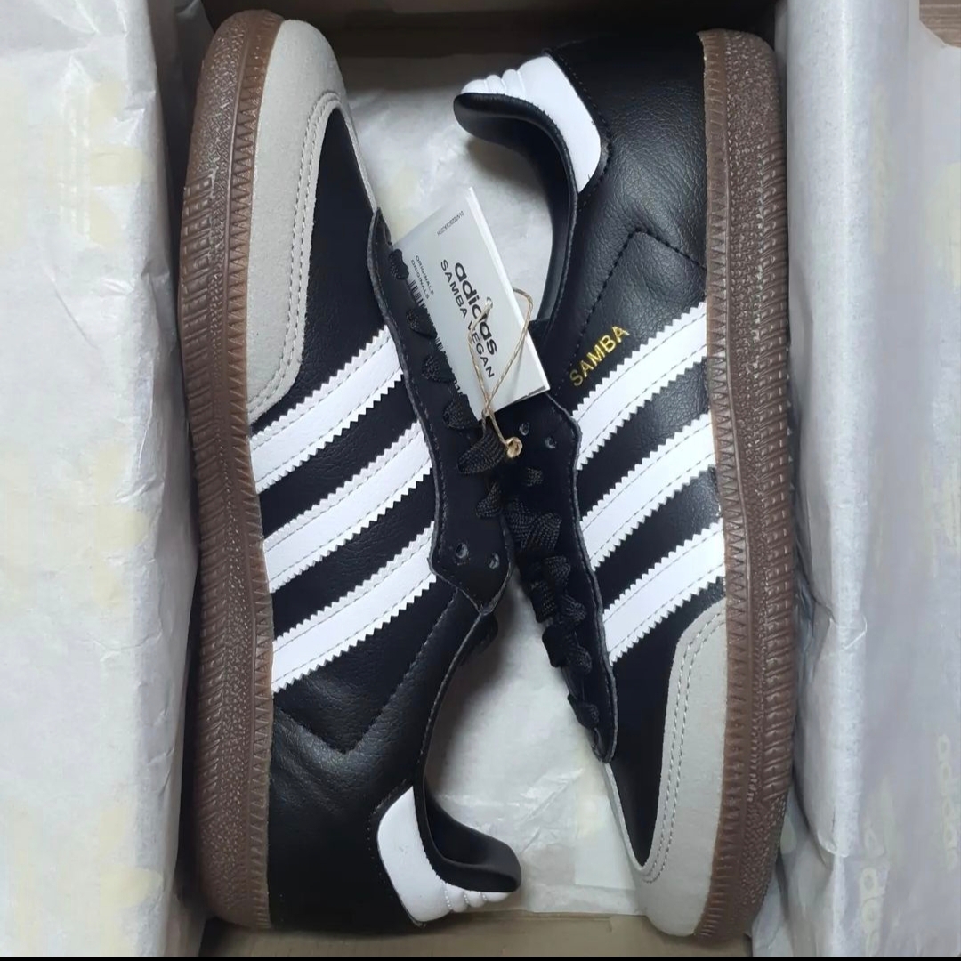 Adidas Samba Vegan Black White 착용 스타일