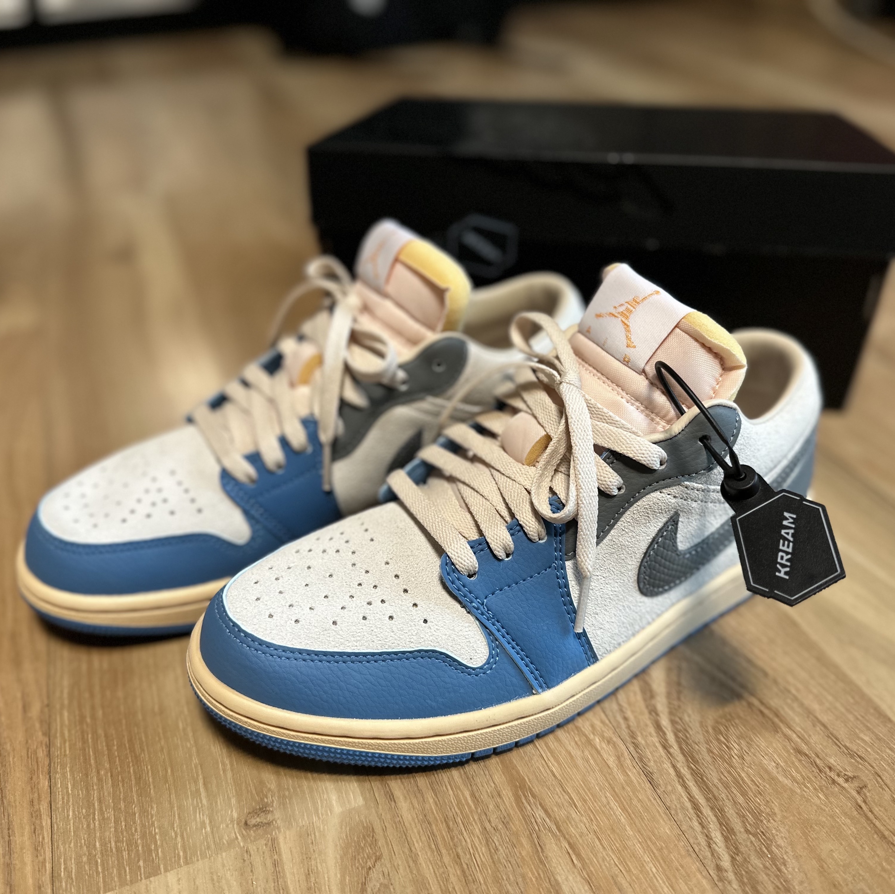 Jordan 1 Low SE Tokyo 96 착용 스타일