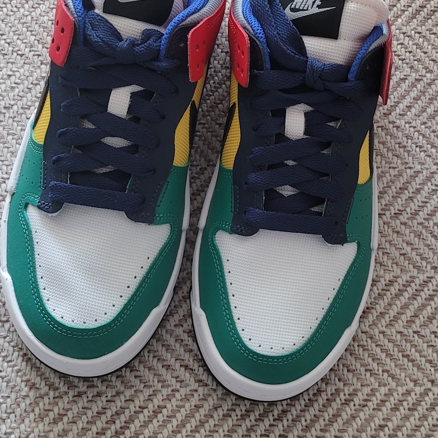 (W) Nike Dunk Low Disrupt Multi-Color 착용 스타일