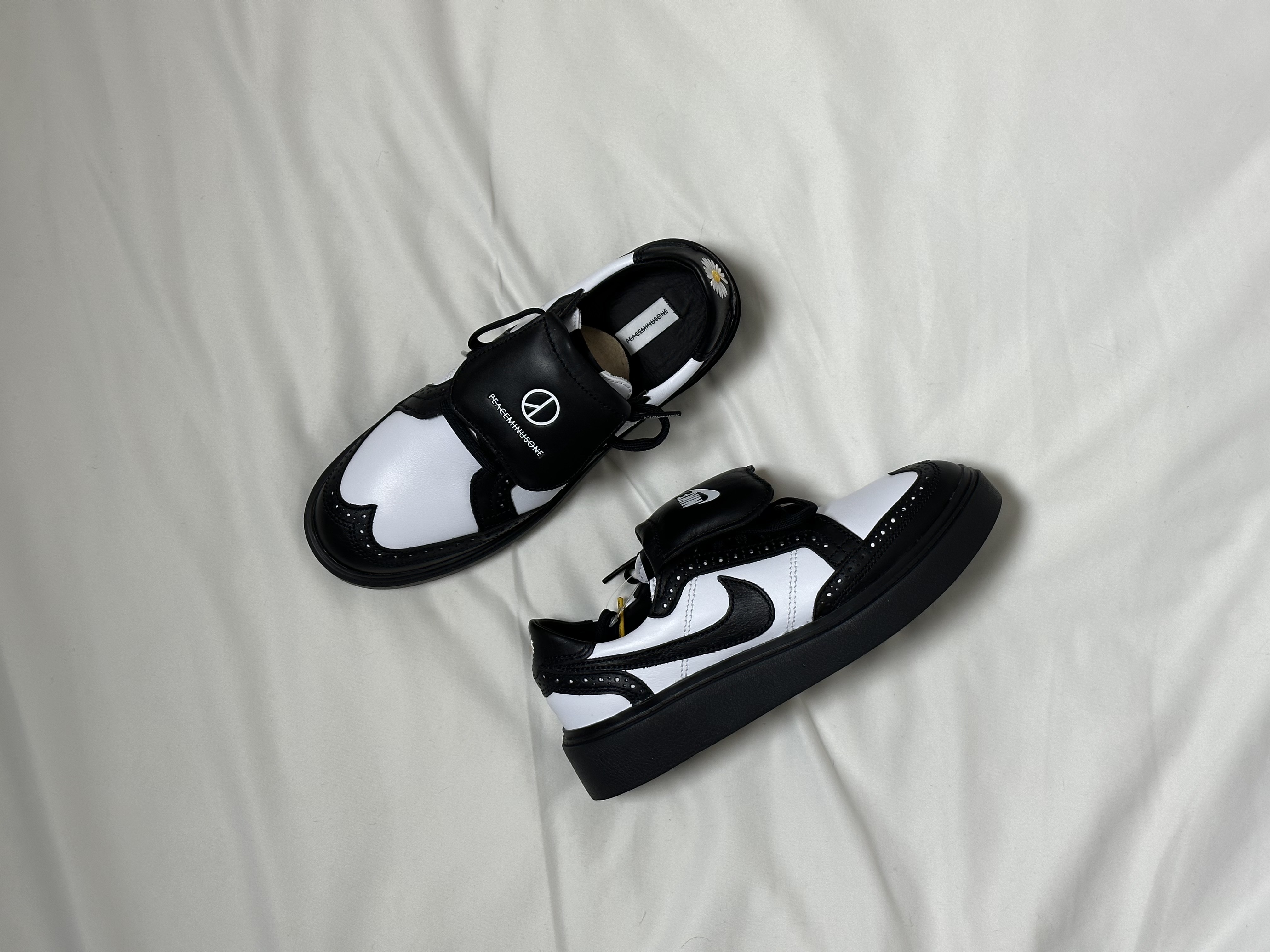 Nike x Peaceminusone Kwondo1 Black and White 착용 스타일 - 1