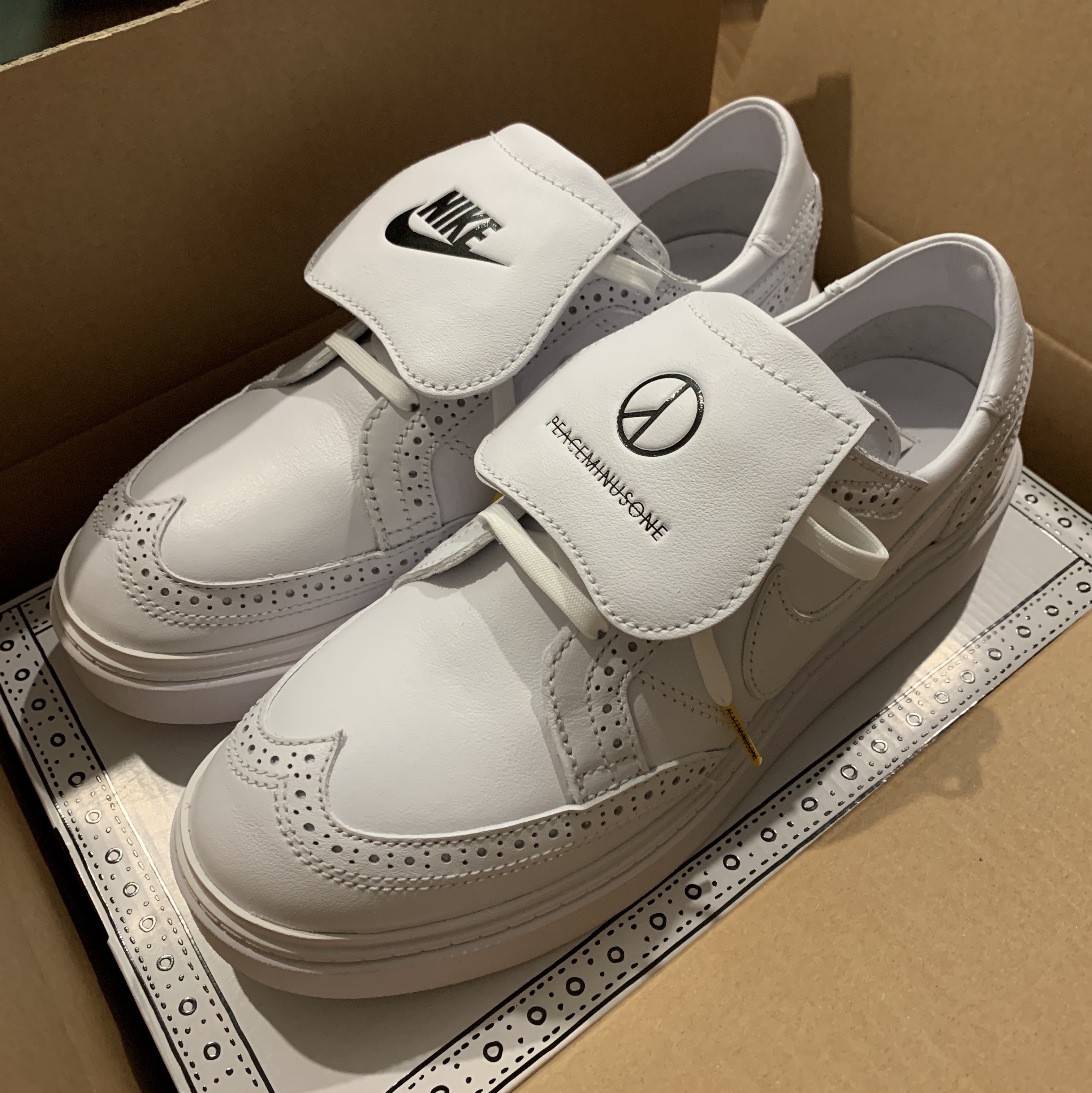 Nike x Peaceminusone Kwondo1 White 착용 스타일 - 1