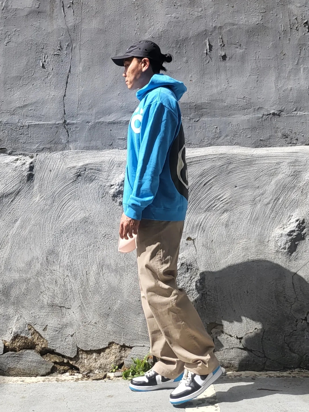 Stussy x Cactus Plant Flea Market 8 Ball Pigment Dyed Hoodie Blue, Supreme Mirror Camp Cap Black - 21FW 착용 스타일 - 2