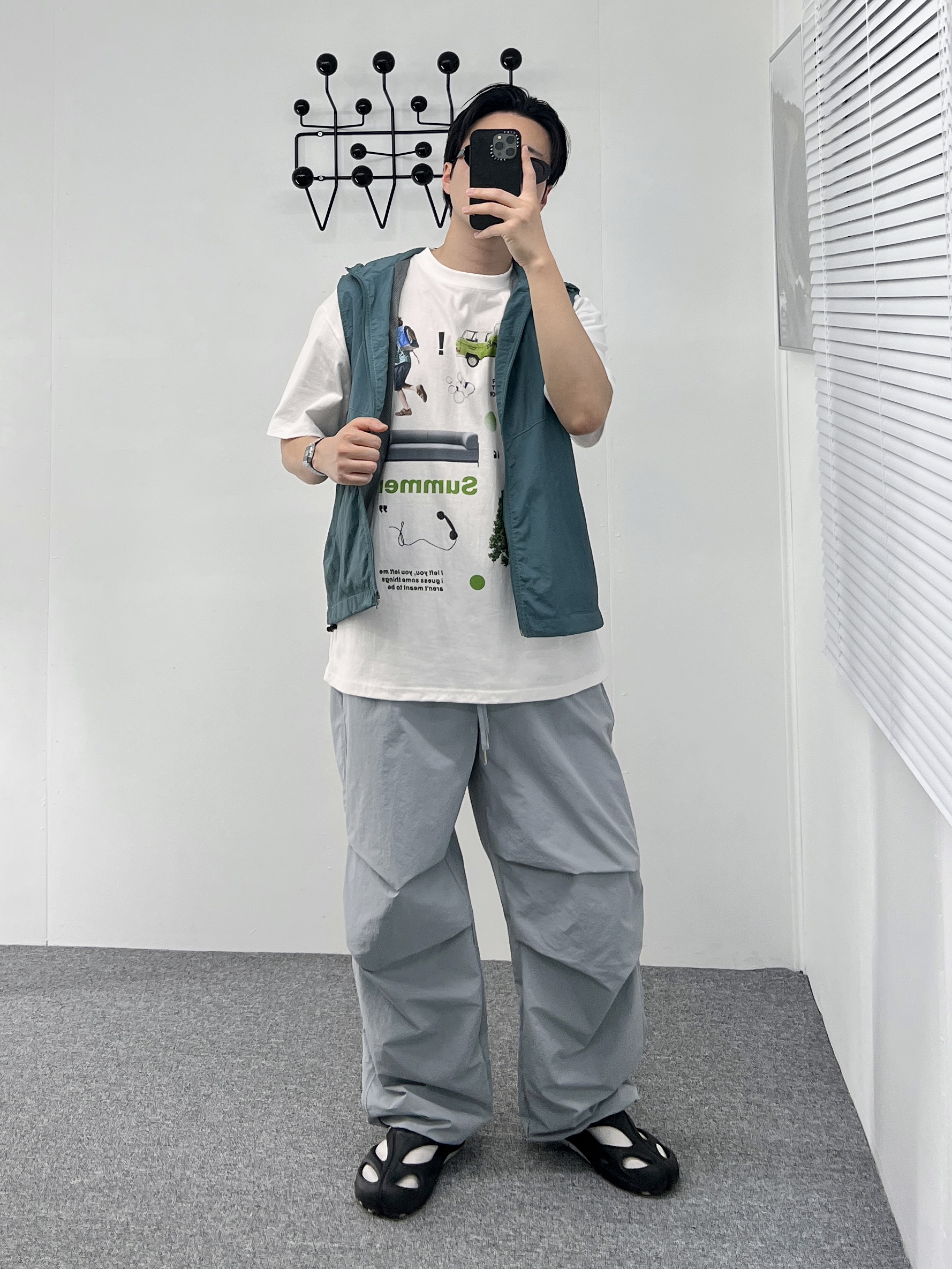킨 샨티 블랙 던 블루 착용 스타일 - 2