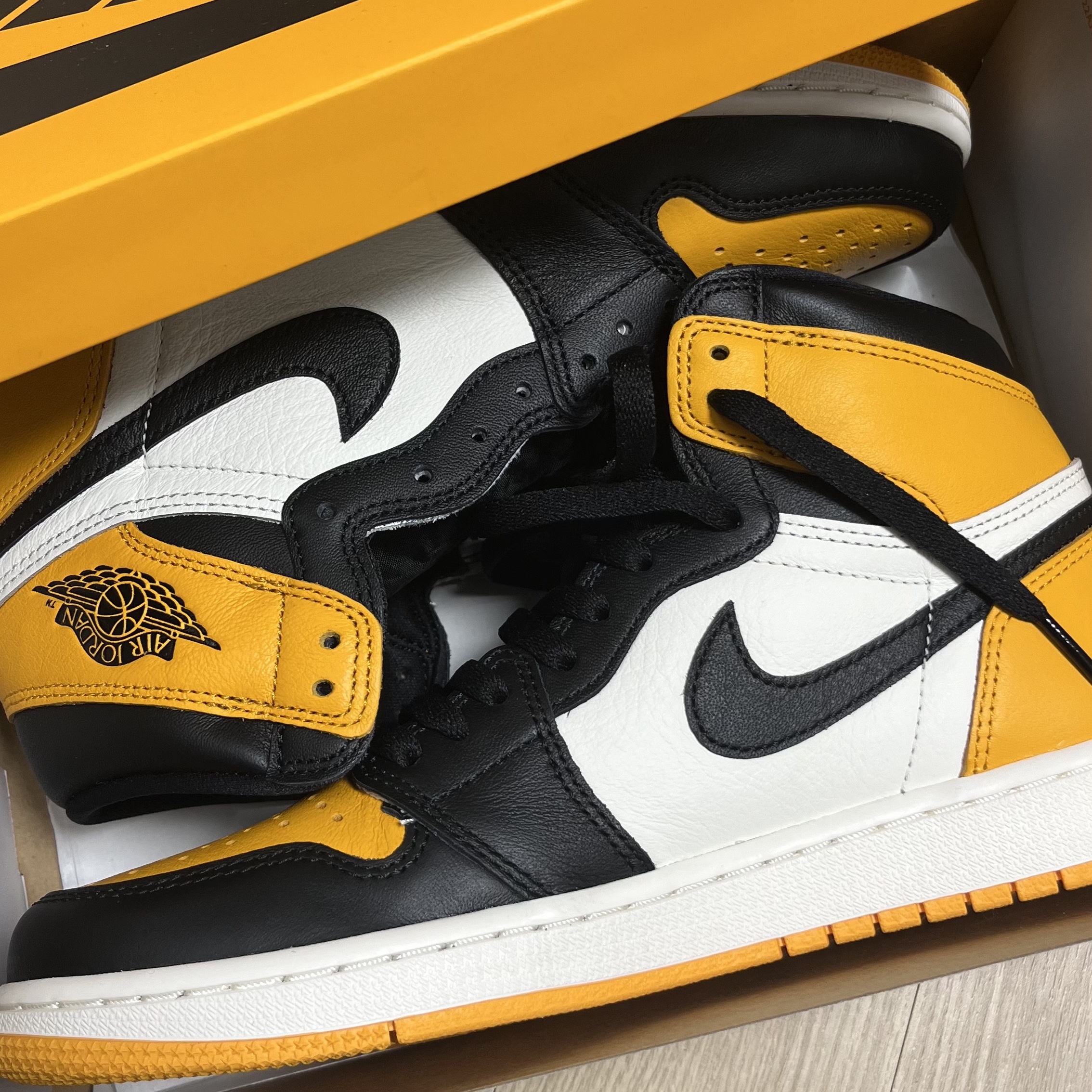 Jordan 1 Retro High OG Taxi 착용 스타일 - 2