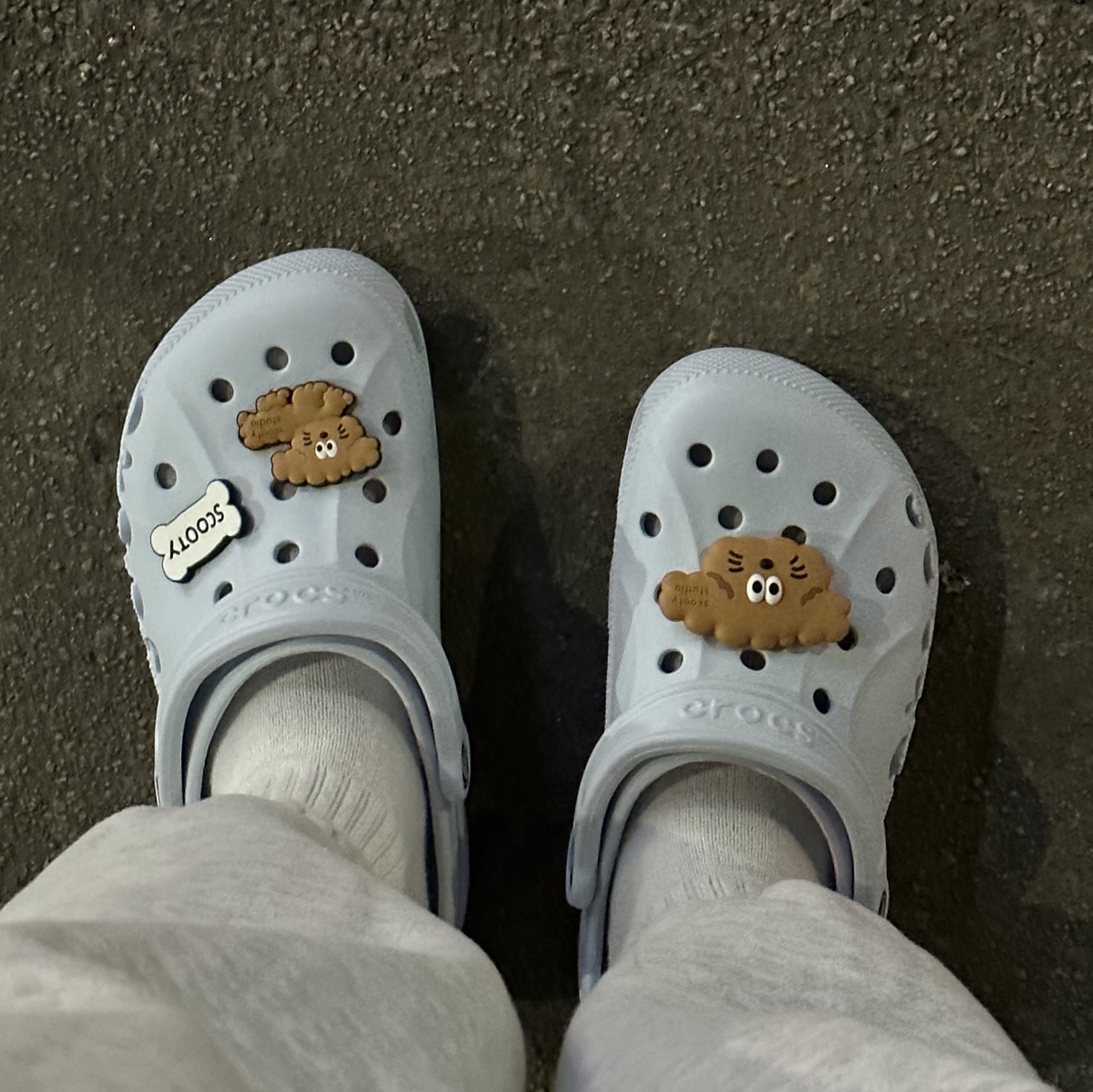 Crocs Classic Clog Mineral Blue 착용 스타일