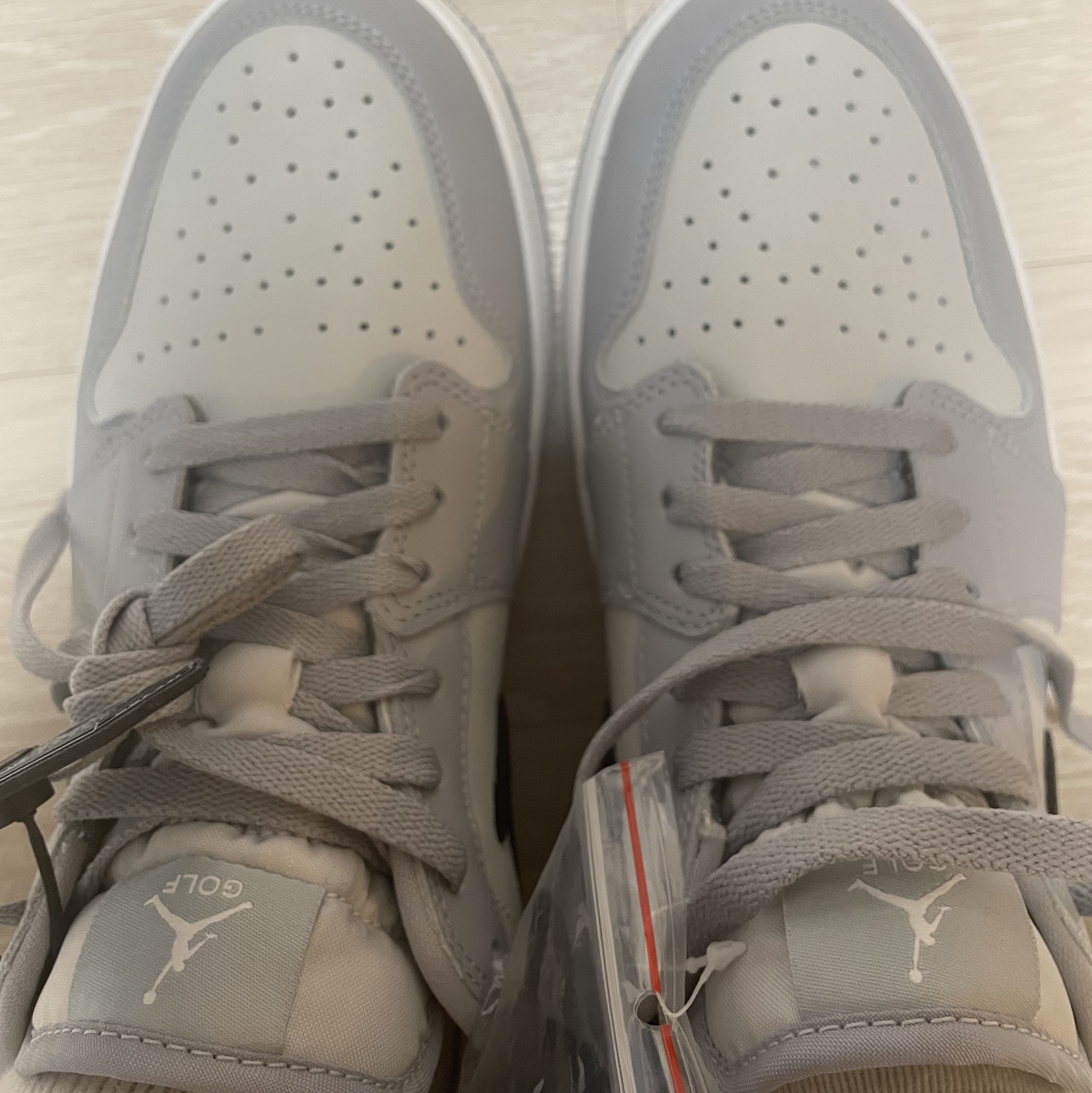 Jordan 1 Low Golf Wolf Grey 착용 스타일