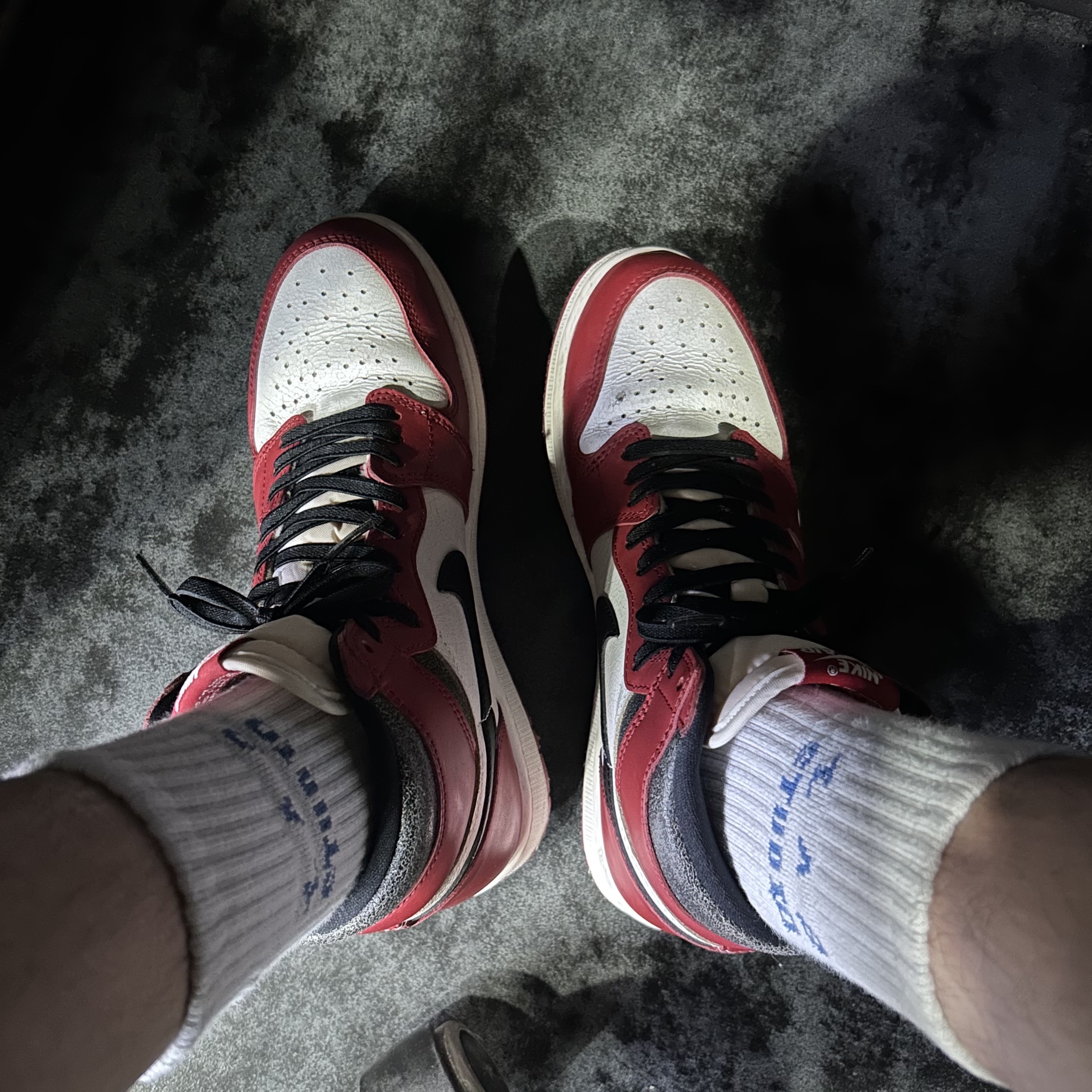 IAB Studio Socks White Set, Jordan 1 Retro High OG Chicago 2022 착용 스타일