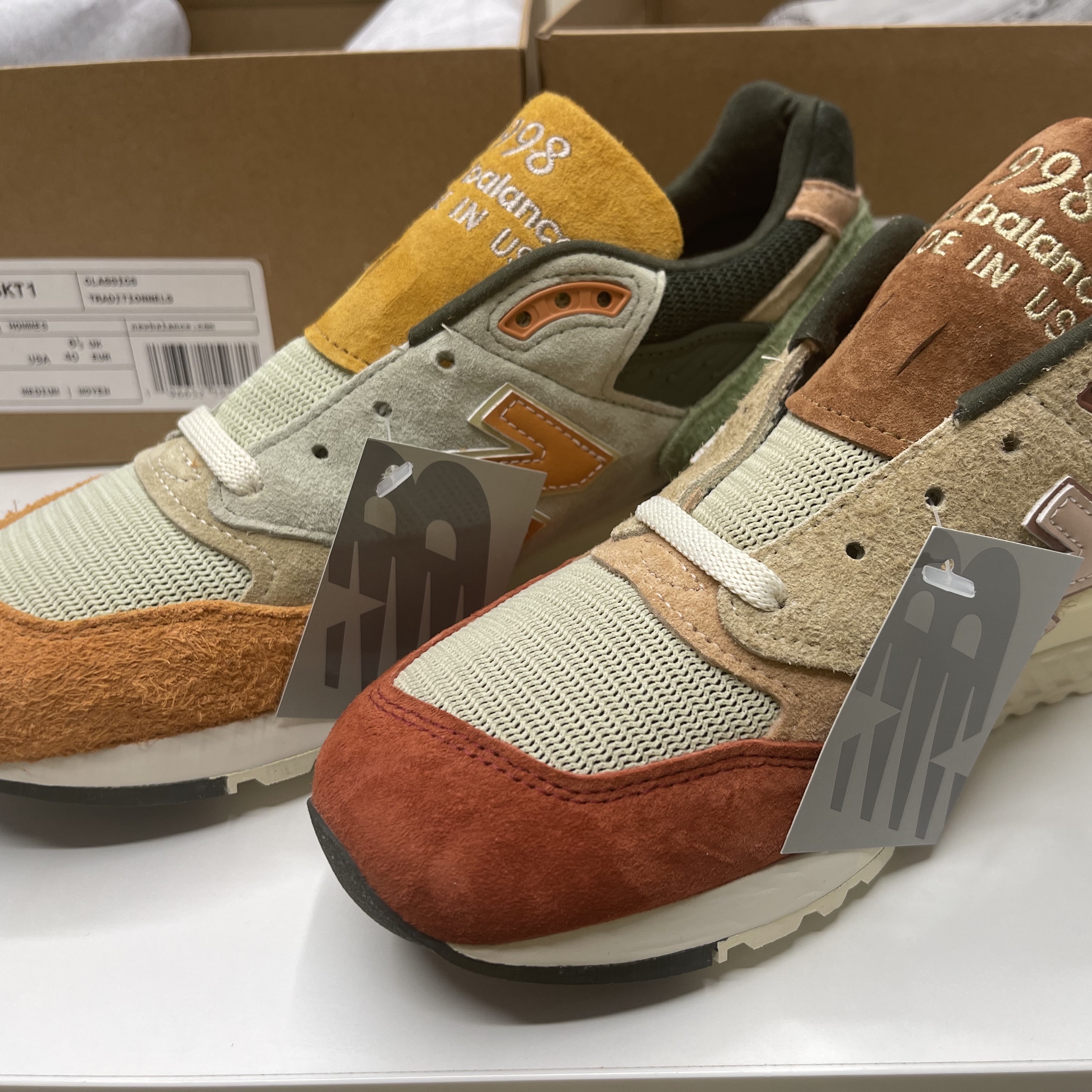 New Balance x Ronnie Fieg x Frank Lloyd 998 Broadacre City Aloe Wash 착용 스타일