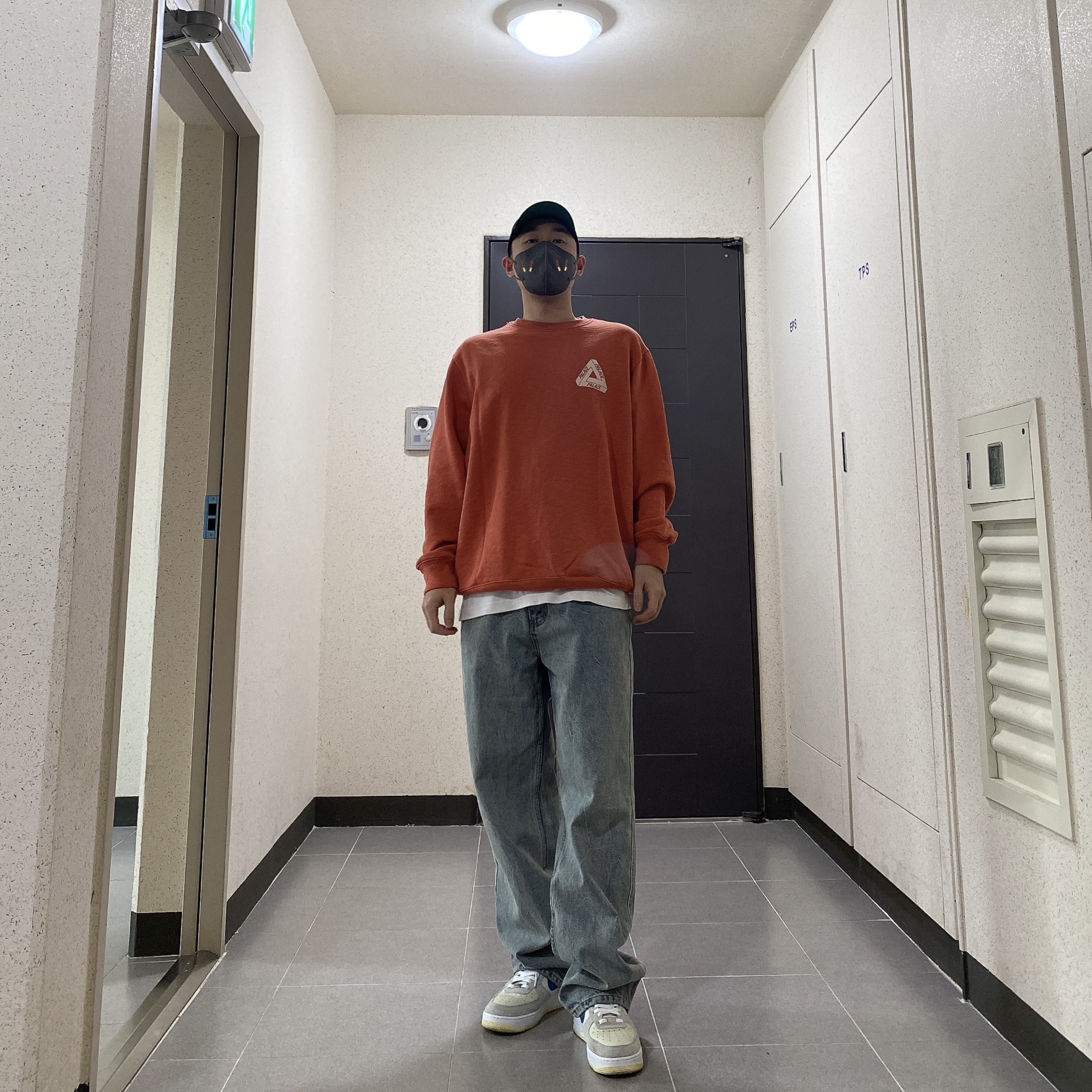 Palace Slub Crew Orange - 21FW 착용 스타일