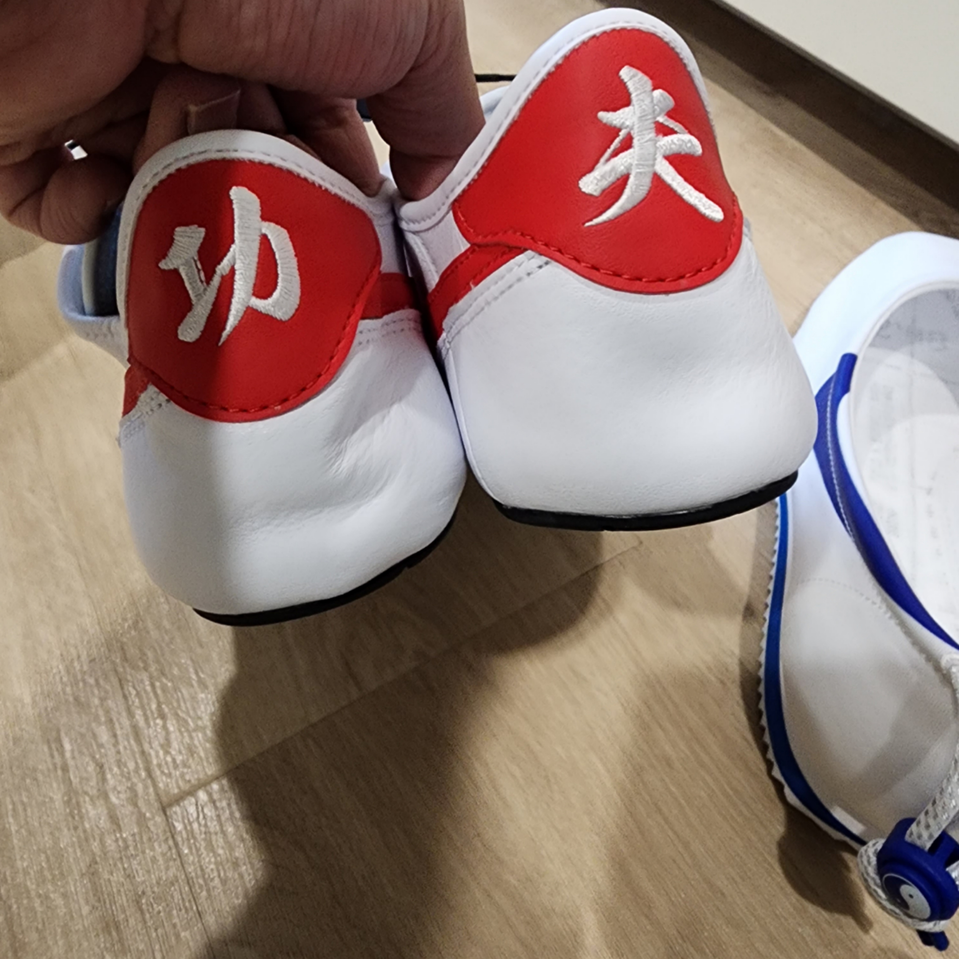 Nike x Clot Cortez SP White and Game Royal 착용 스타일 - 4
