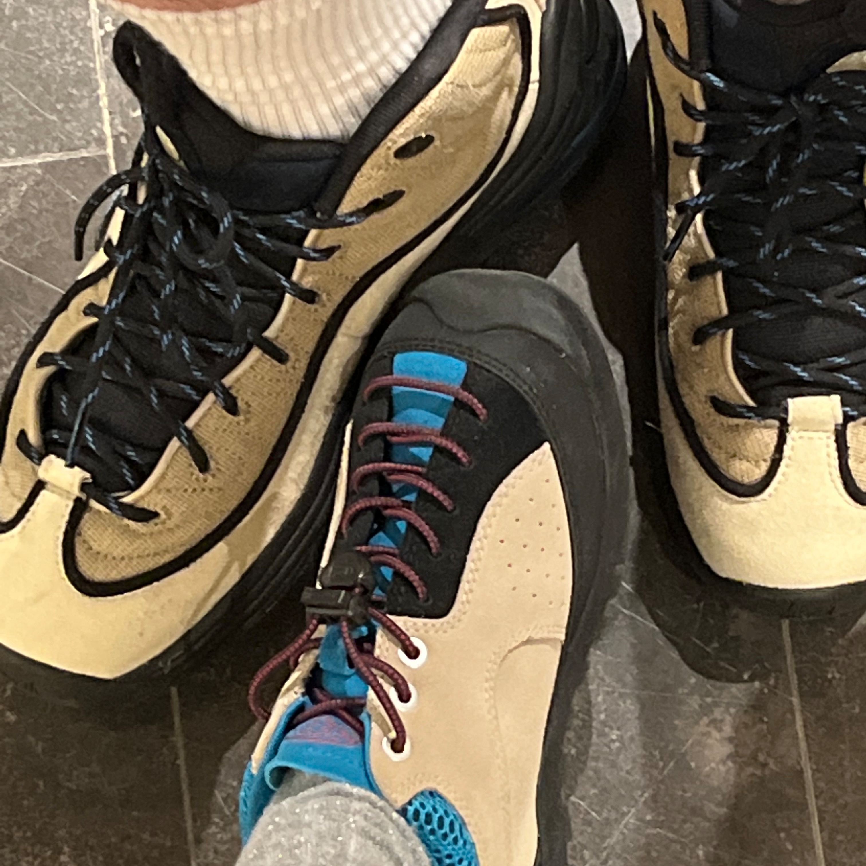 Nike x Stussy Air Penny II Rattan and Limestone, Keen Jasper Rocks SP Sneakers Beige 착용 스타일