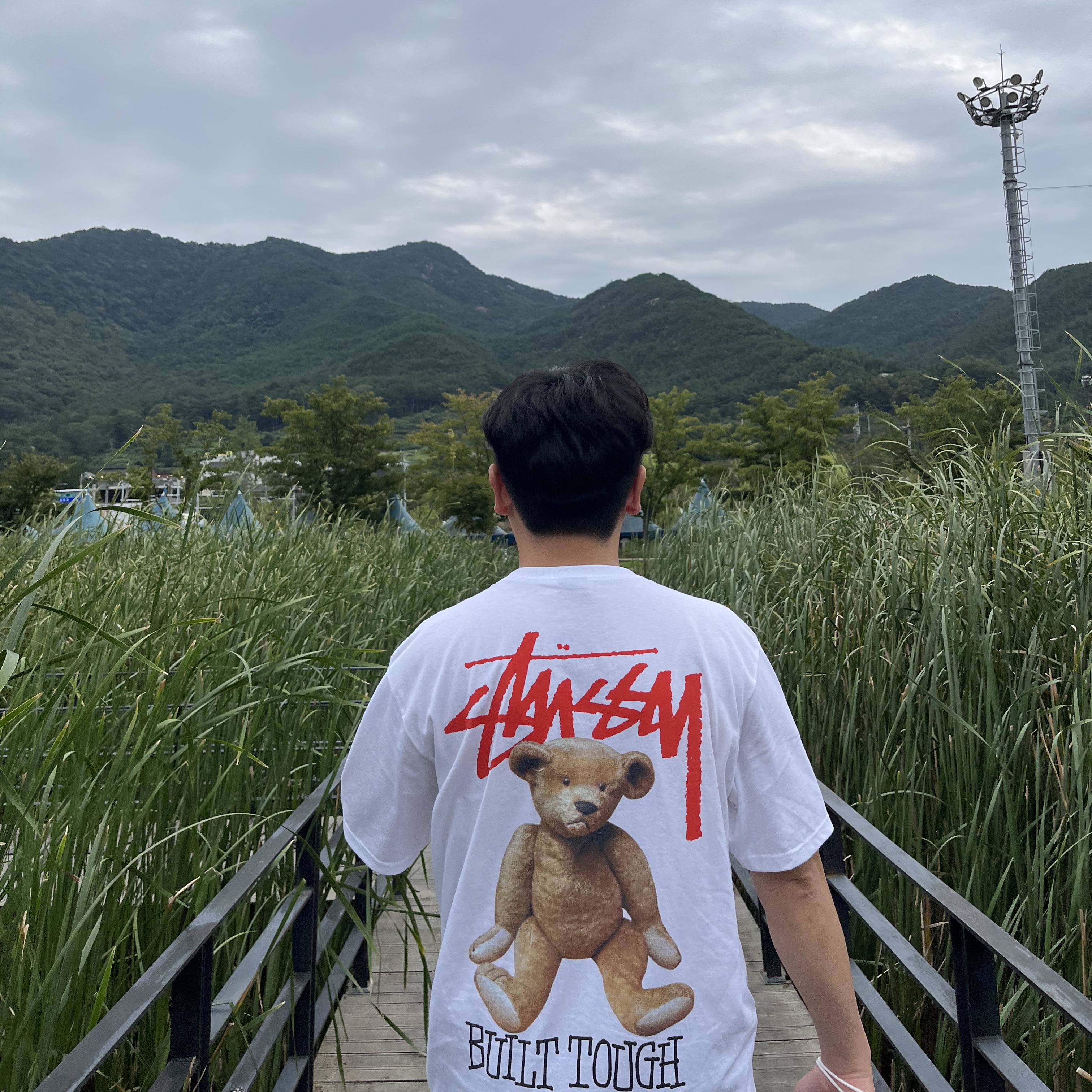 Stussy Built Tough T-Shirt White 착용 스타일