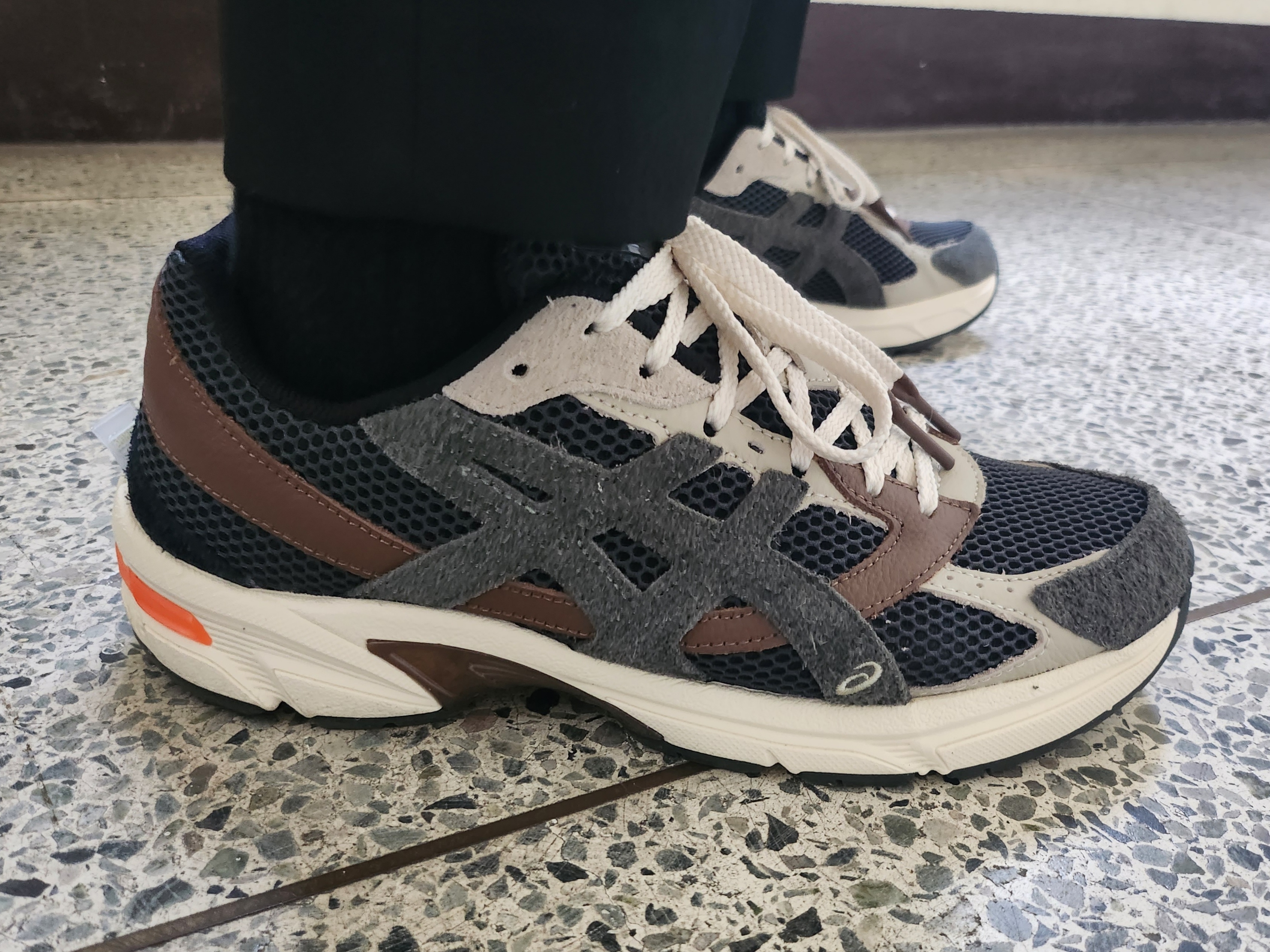 Asics x Hal Studios Gel-1130 MK-II Forest 착용 스타일
