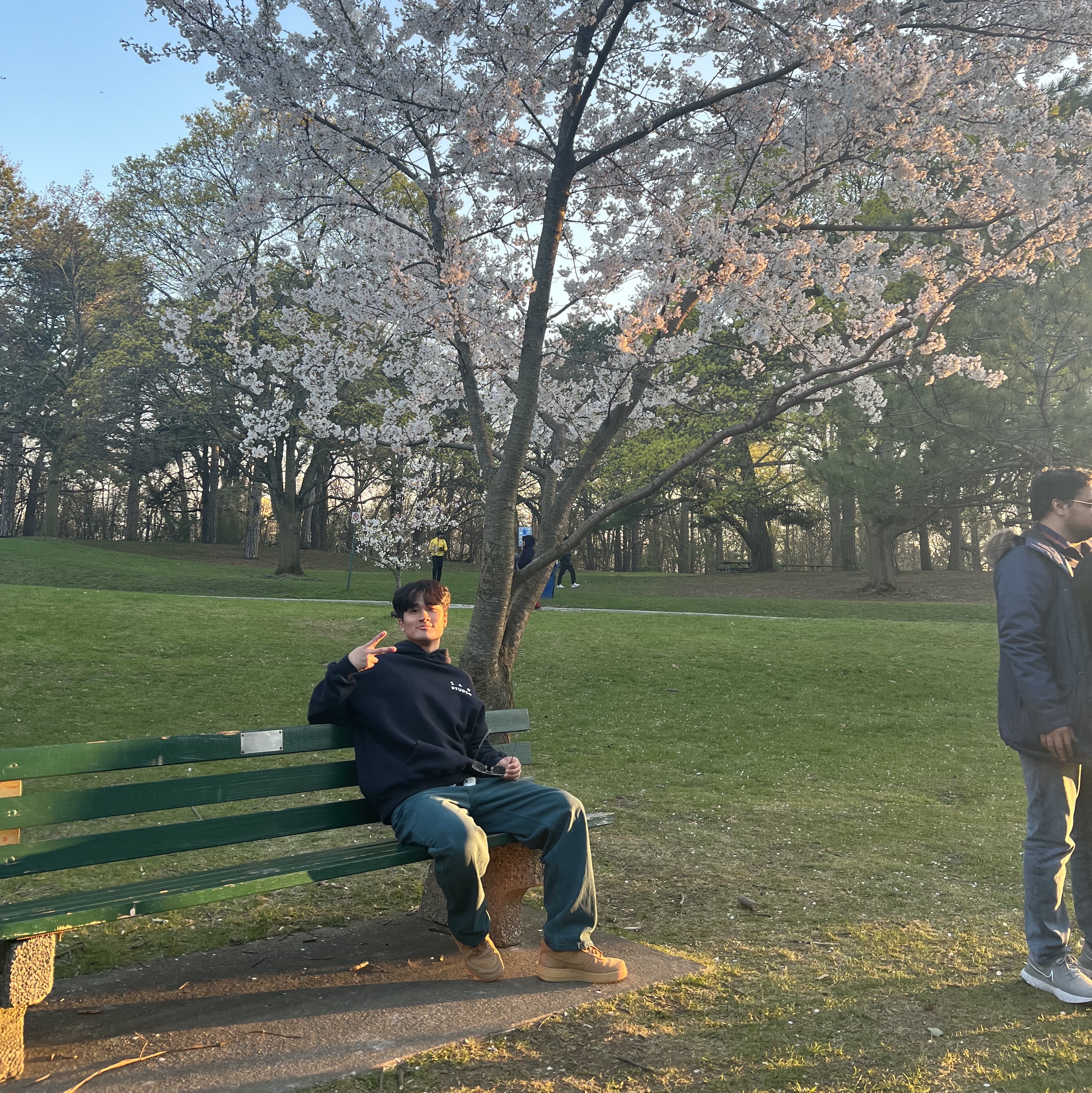 IAB Studio Hoodie Navy - 21SS, Nike Air Force 1 '07 WB Flax 착용 스타일