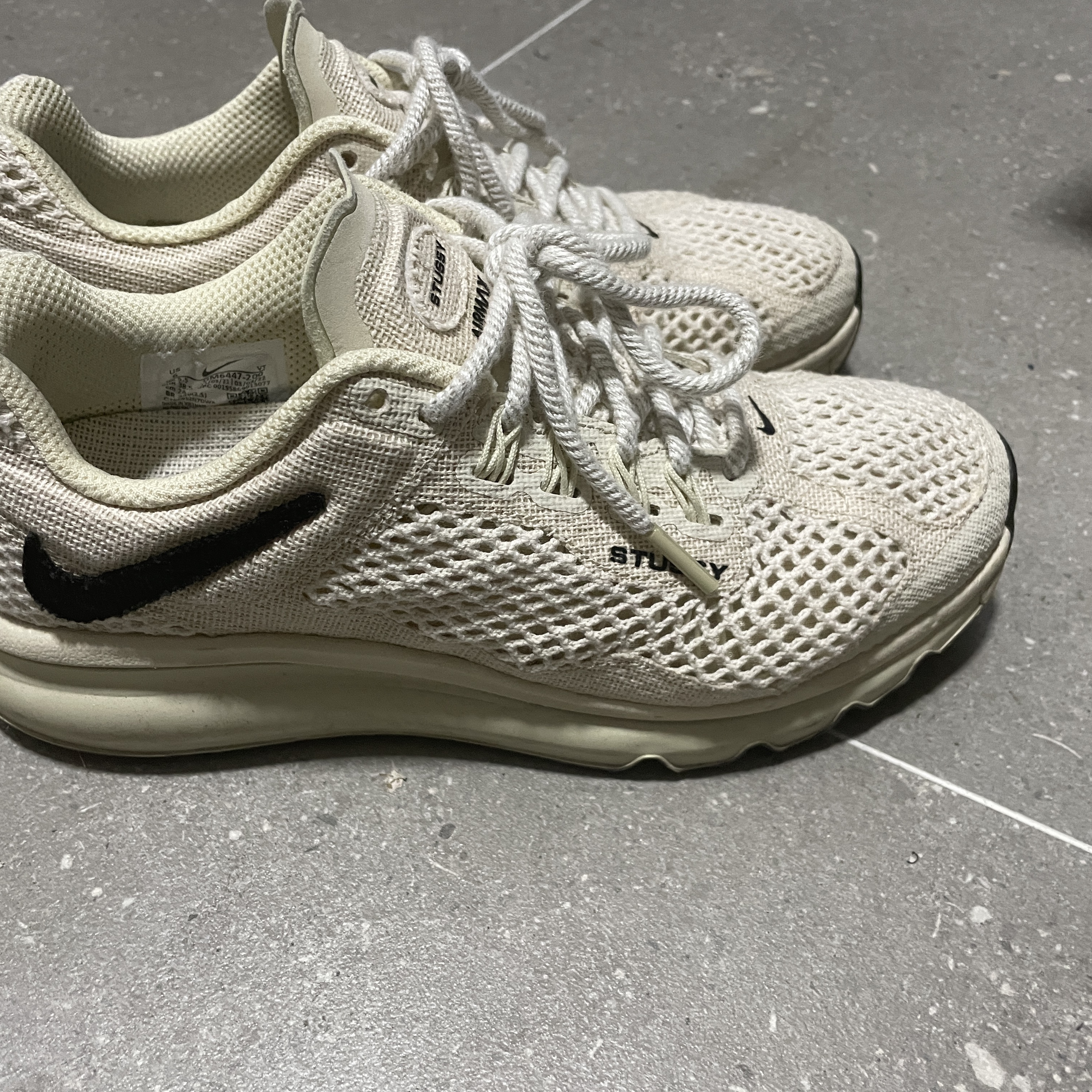 Nike x Stussy Air Max 2013 Fossil 착용 스타일