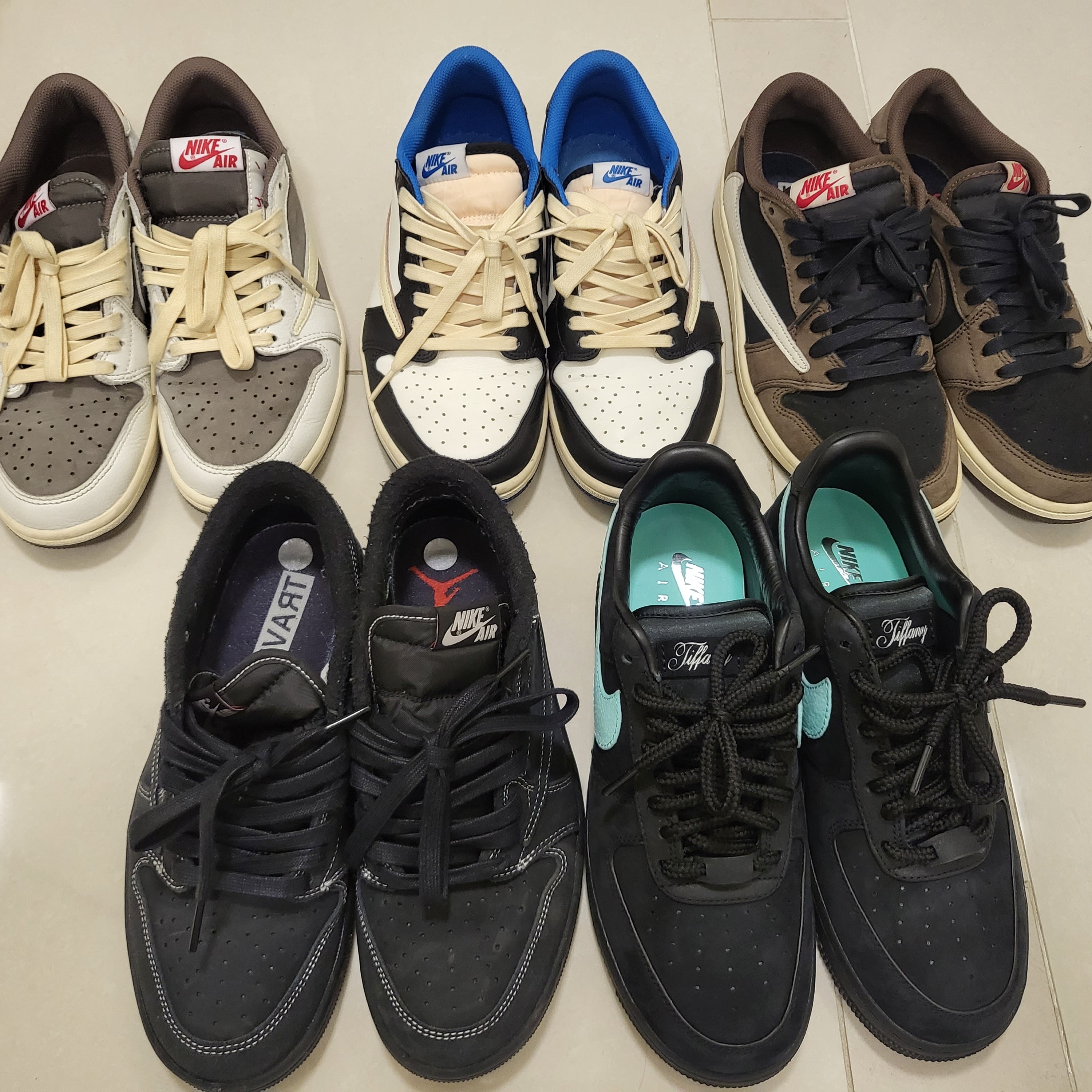 Nike x Tiffany & Co. Air Force 1 Low SP 1837, Jordan 1 x Travis Scott Retro Low OG SP Sail and Ridgerock 착용 스타일
