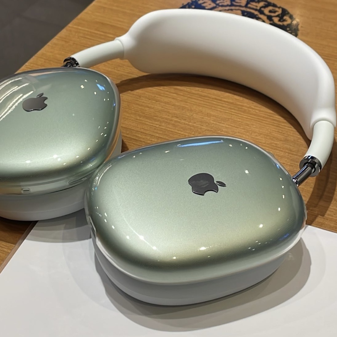 Apple AirPods Max Lightning Green (Korean Ver.) 착용 스타일 - 1