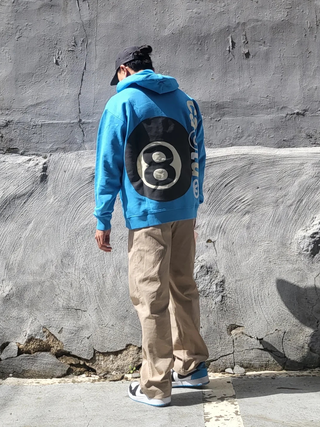 Stussy x Cactus Plant Flea Market 8 Ball Pigment Dyed Hoodie Blue, Supreme Mirror Camp Cap Black - 21FW 착용 스타일 - 3