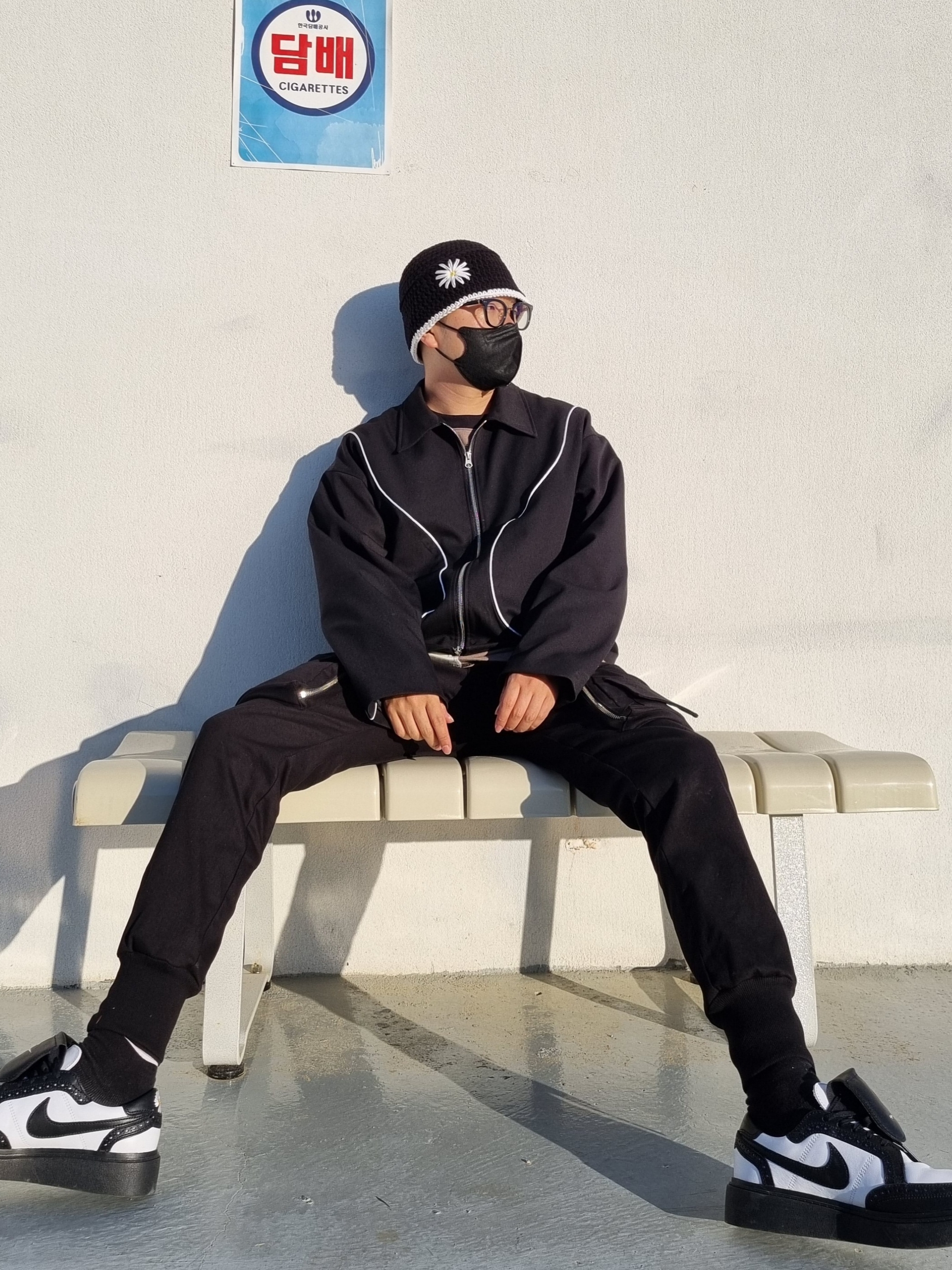 나이키 x 피스마이너스원 퀀도1 블랙 앤 화이트 착용 스타일 - 2