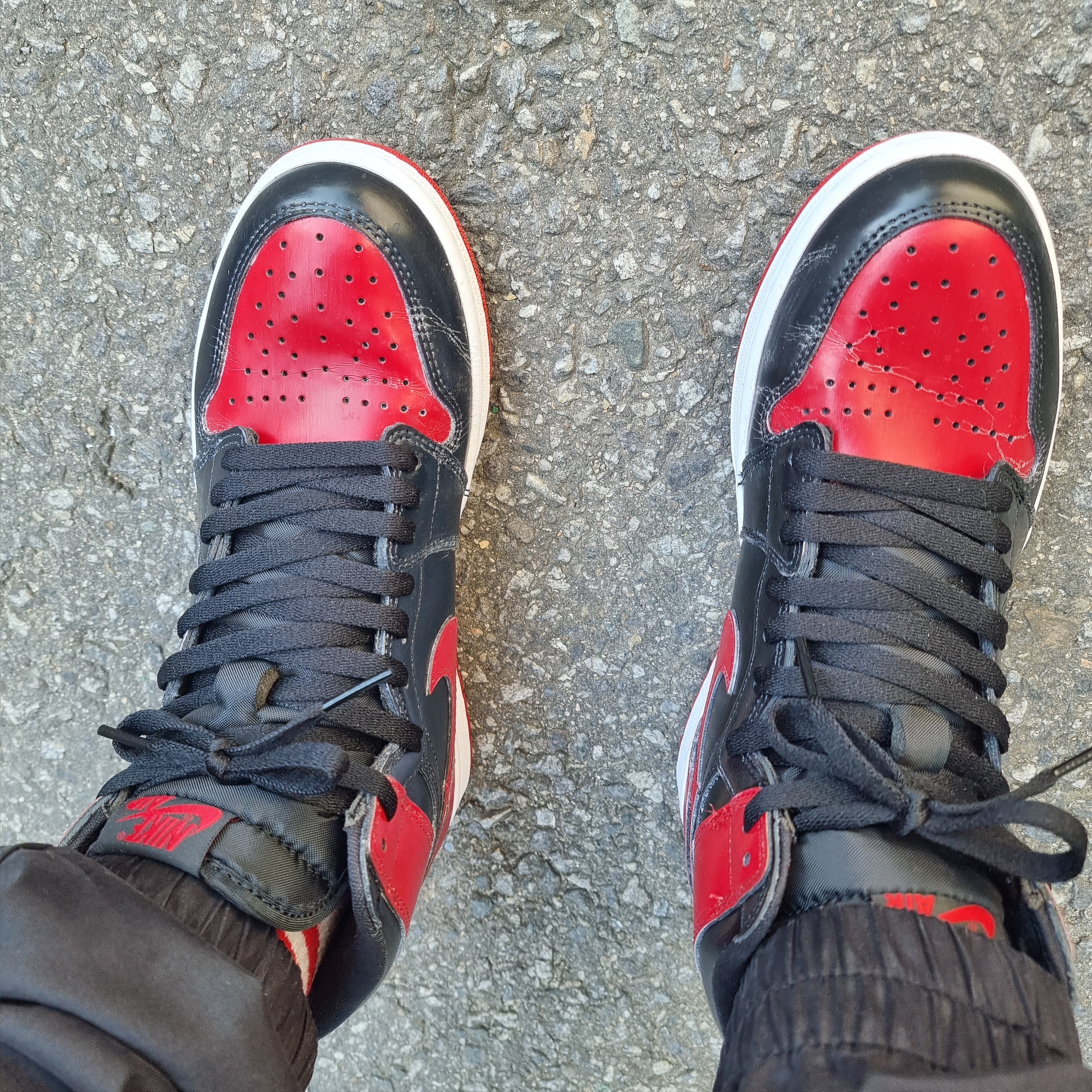 Jordan 1 Retro High OG Patent Bred 착용 스타일
