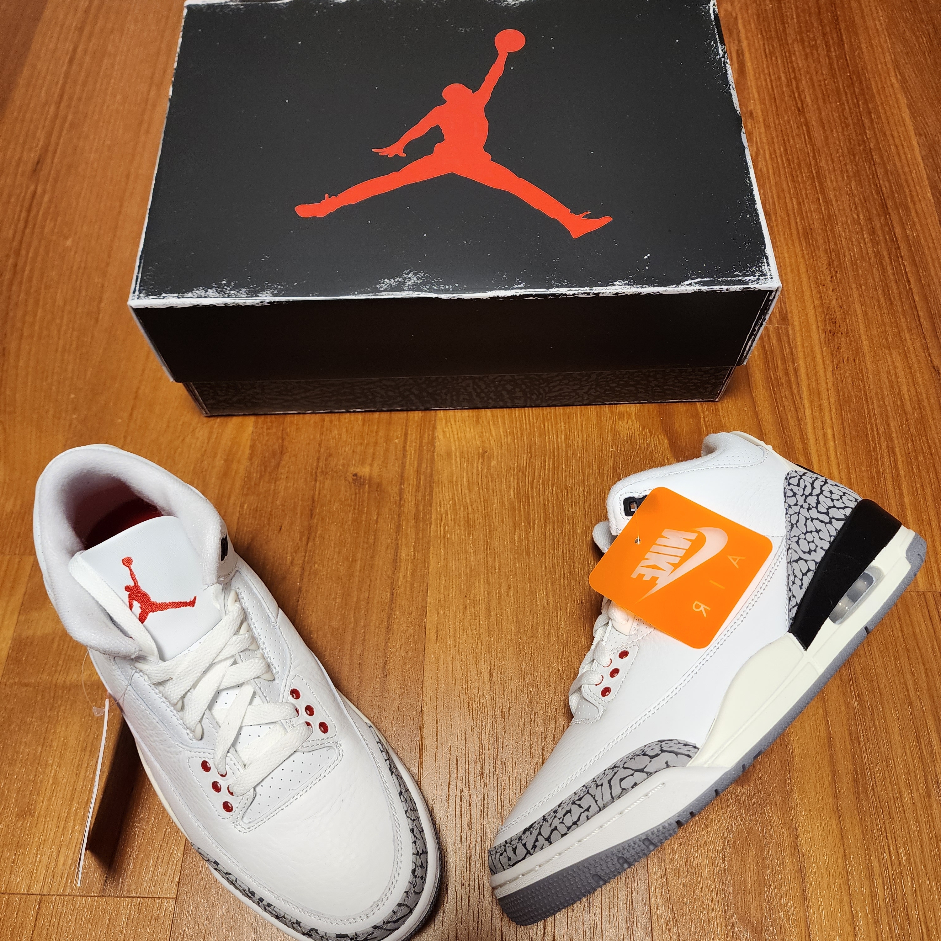 Jordan 3 Retro White Cement Reimagined 착용 스타일 - 2