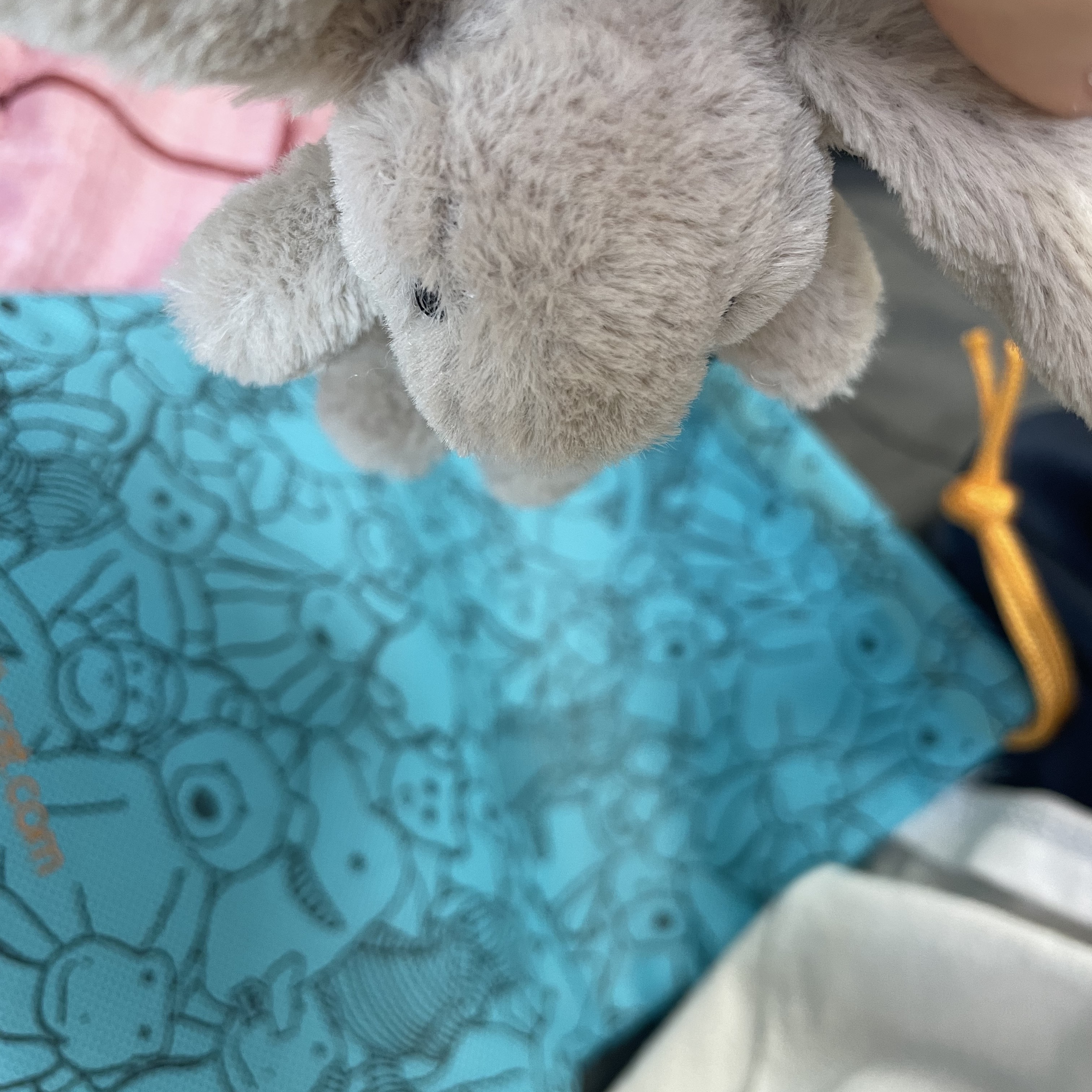 Jellycat Bashful Bunny Bag Charm Beige 착용 스타일 - 1