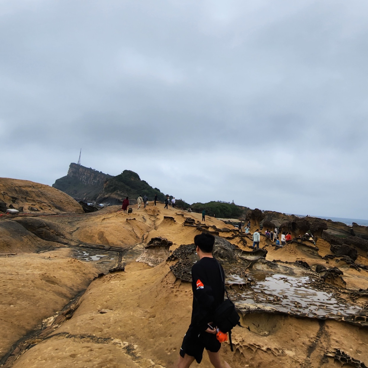 Nike NRG ACG SSNL Lungs Long Sleeve T-Shirt Black - US/EU, Porter Senses Shoulder Pack Black 착용 스타일