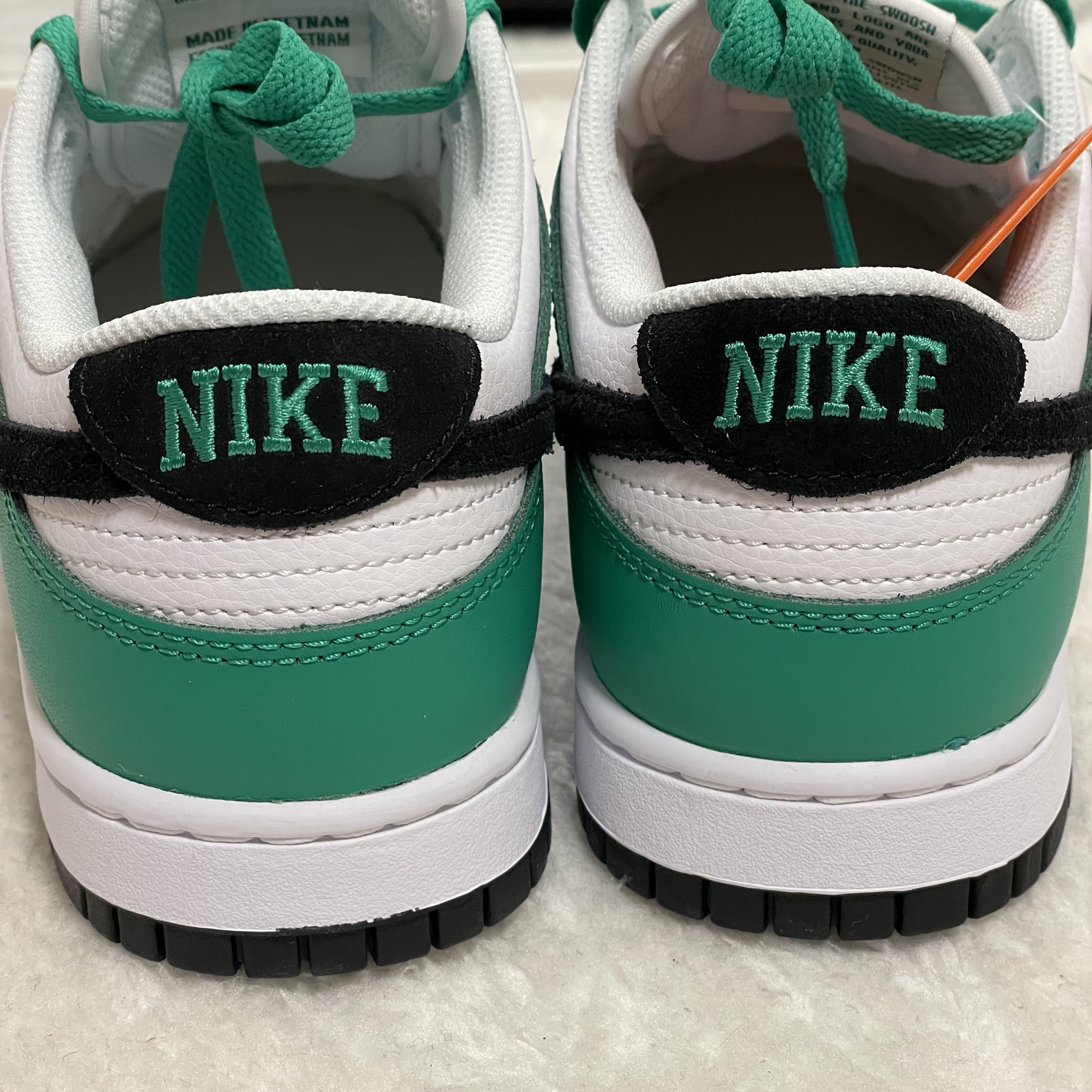 Nike Dunk Low White Green 착용 스타일 - 5