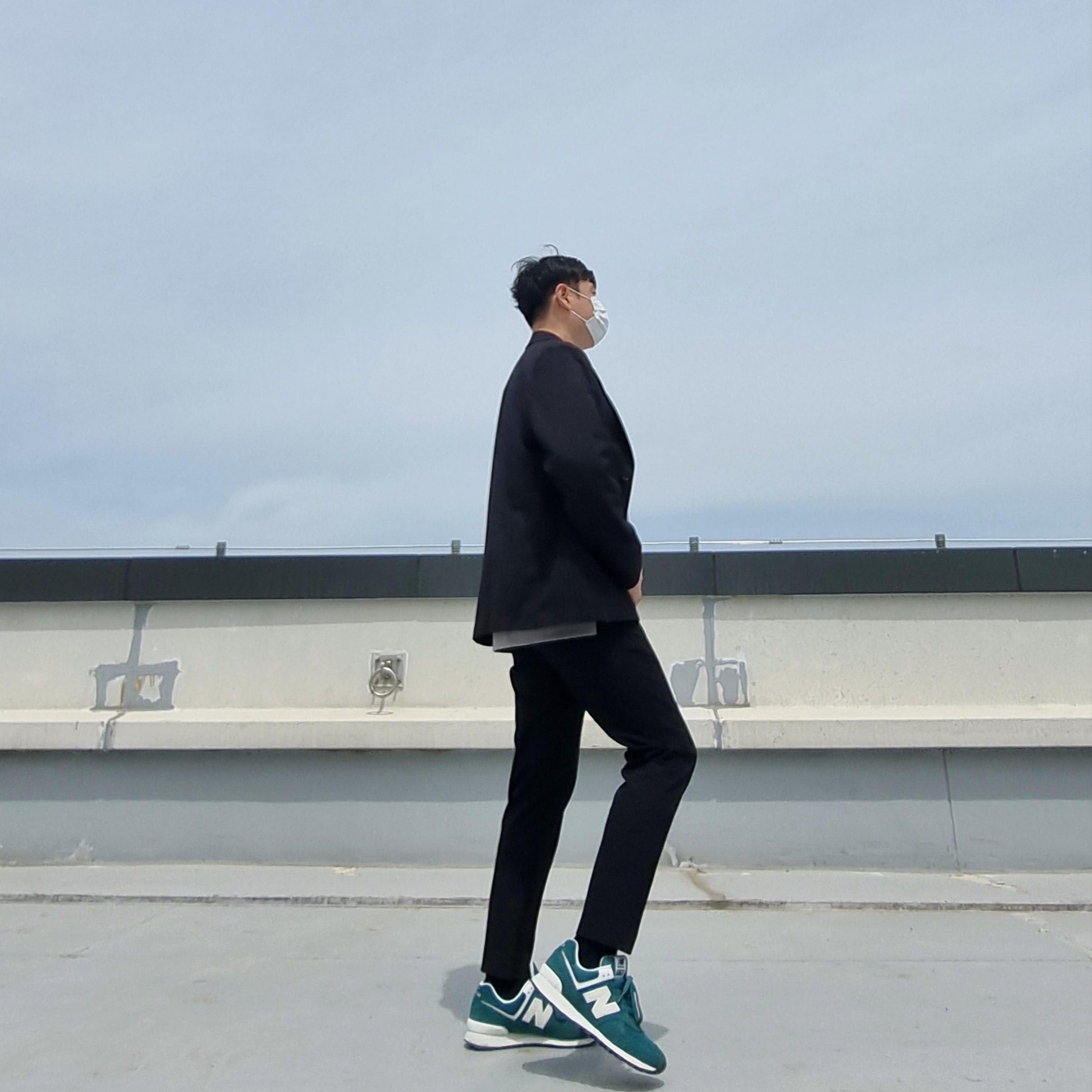 New Balance 574 Classics Reimagined Green 착용 스타일 - 2