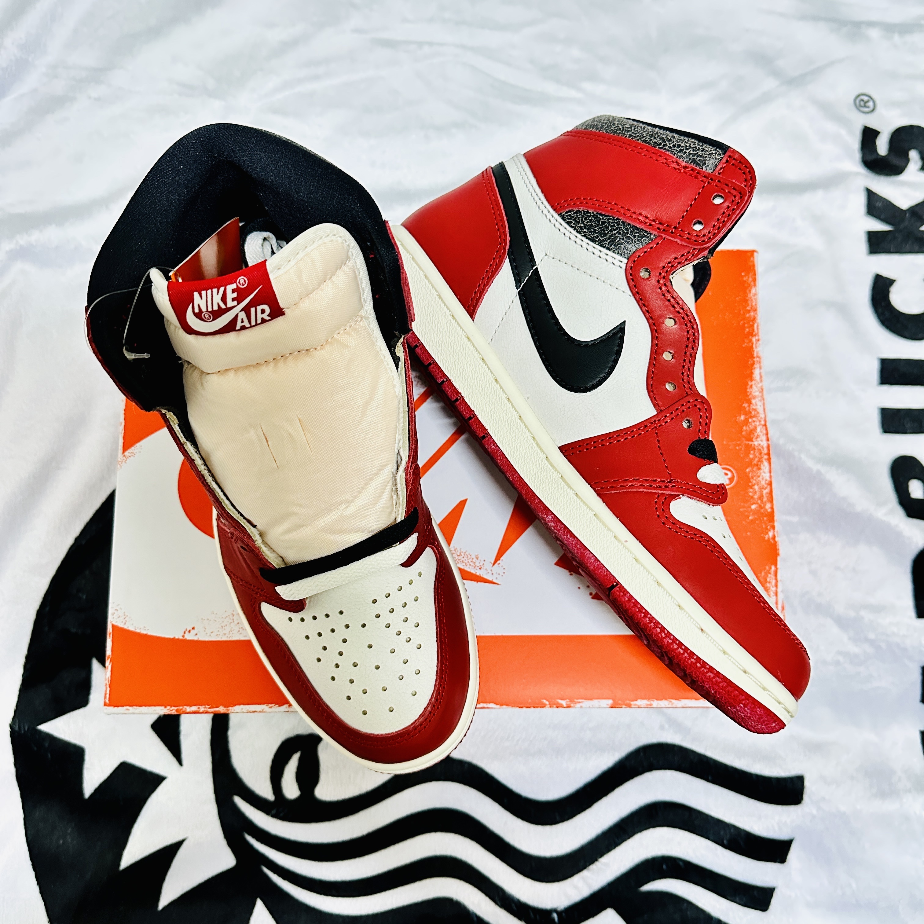 Jordan 1 Retro High OG Chicago 2022 착용 스타일 - 1