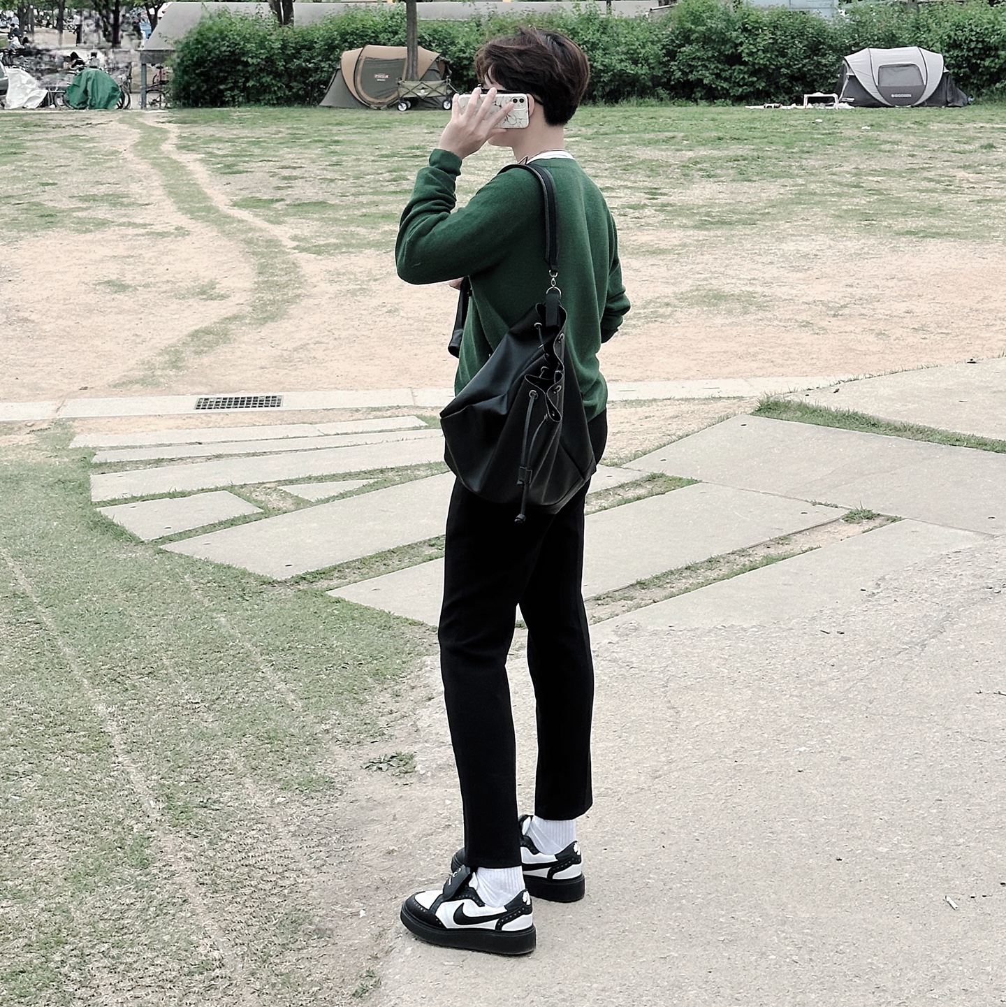 나이키 x 피스마이너스원 퀀도1 블랙 앤 화이트 착용 스타일 - 1