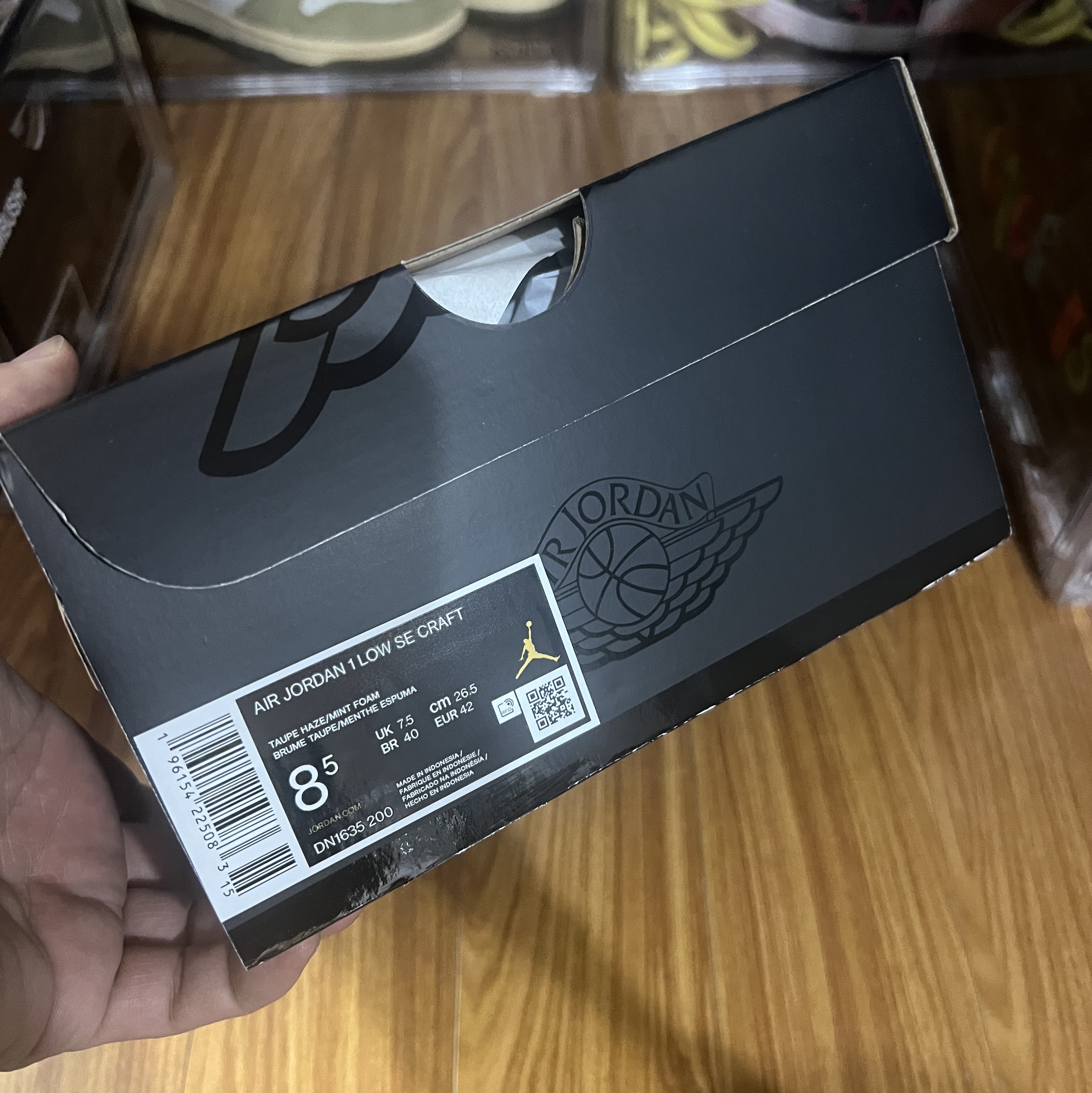 Jordan 1 Low SE Craft Taupe Haze 착용 스타일 - 4