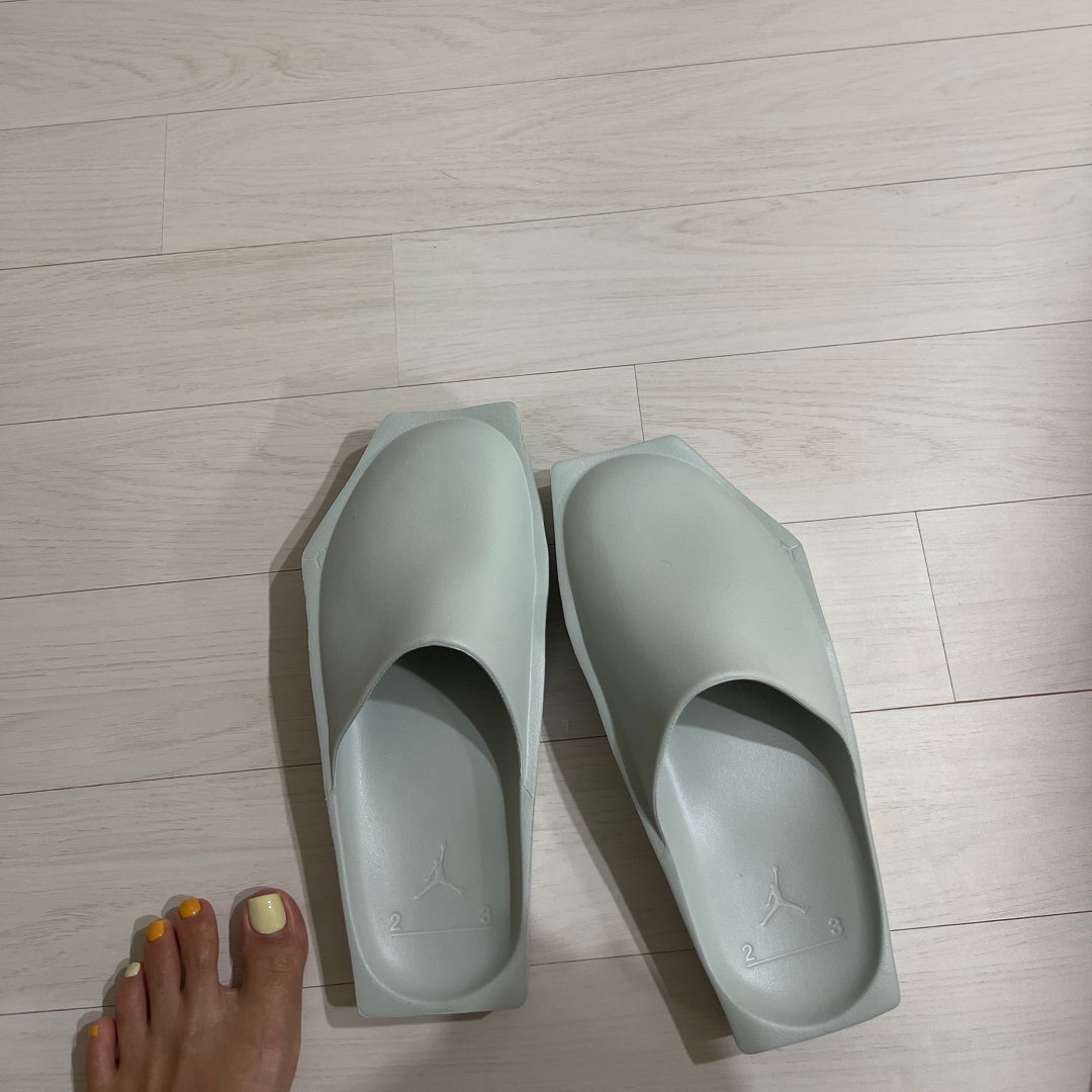 (W) Jordan Hex Mule SP Light Silver 착용 스타일