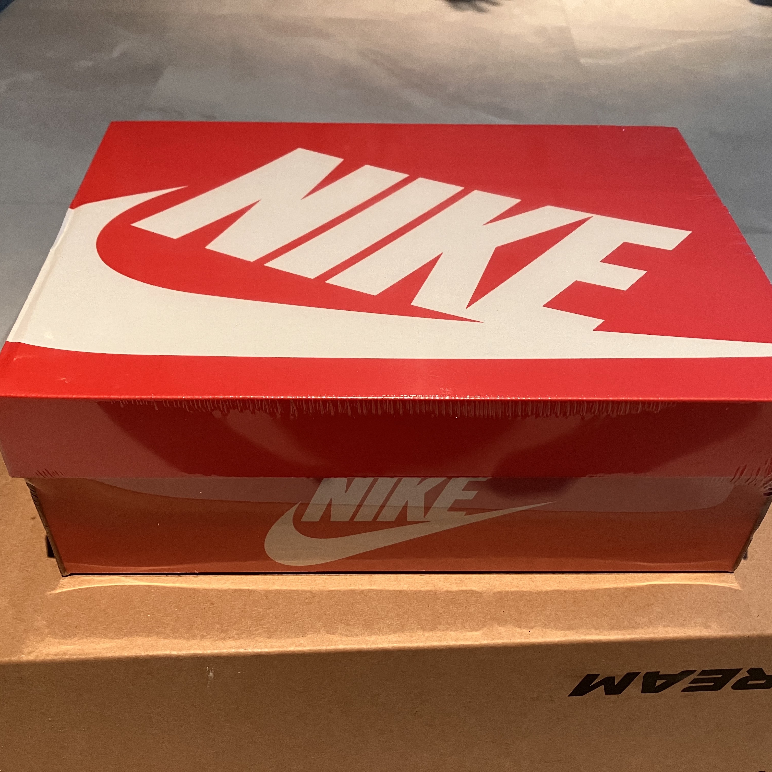 (GS) Nike Court Borough Low 2 Light Smoke Grey 착용 스타일 - 2