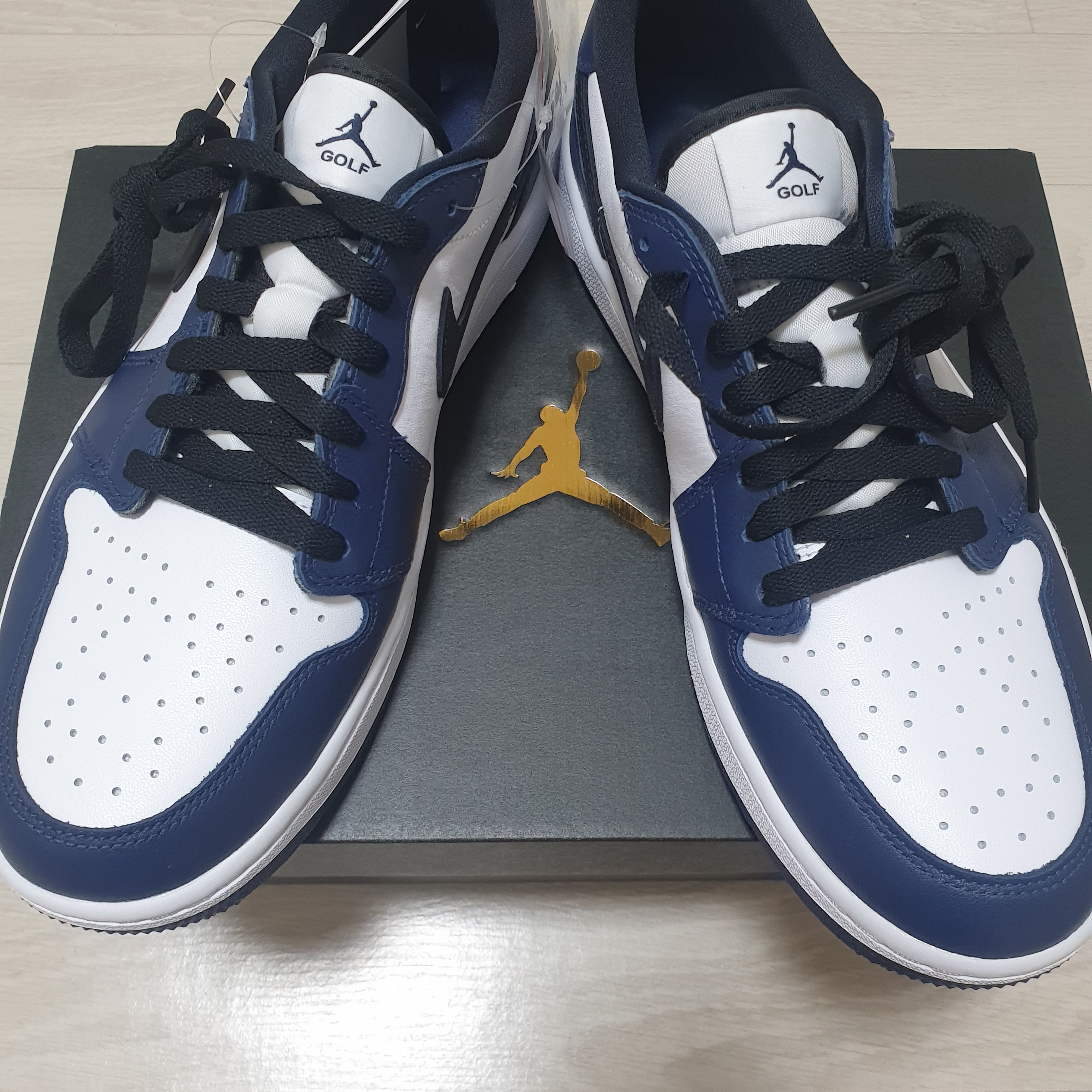 Jordan 1 Low Golf Midnight Navy 착용 스타일 - 1