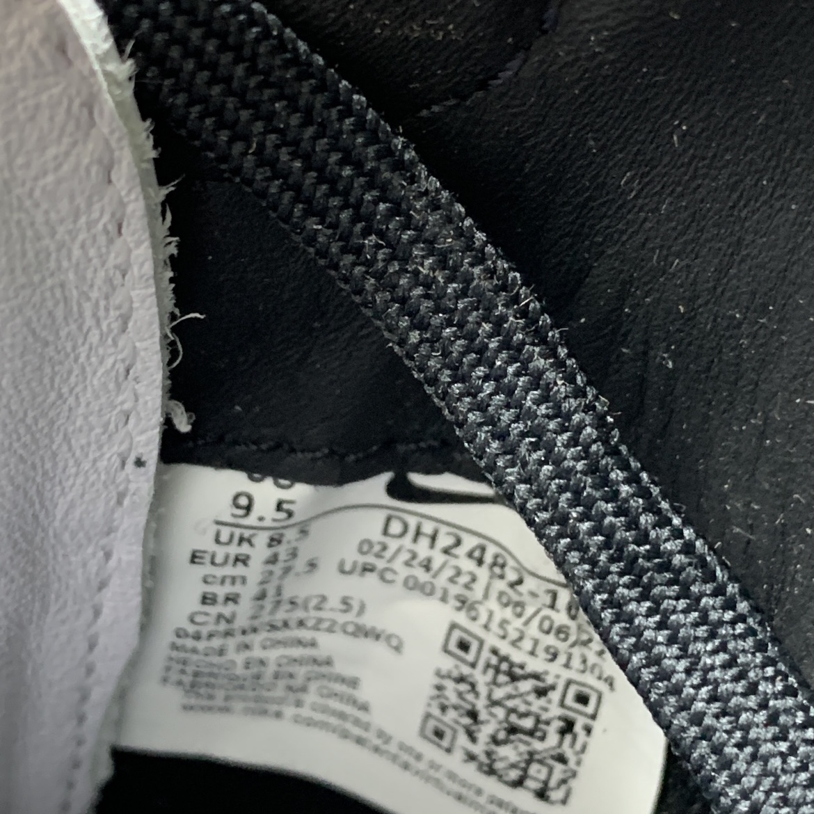 Nike x Peaceminusone Kwondo1 Black and White 착용 스타일 - 2