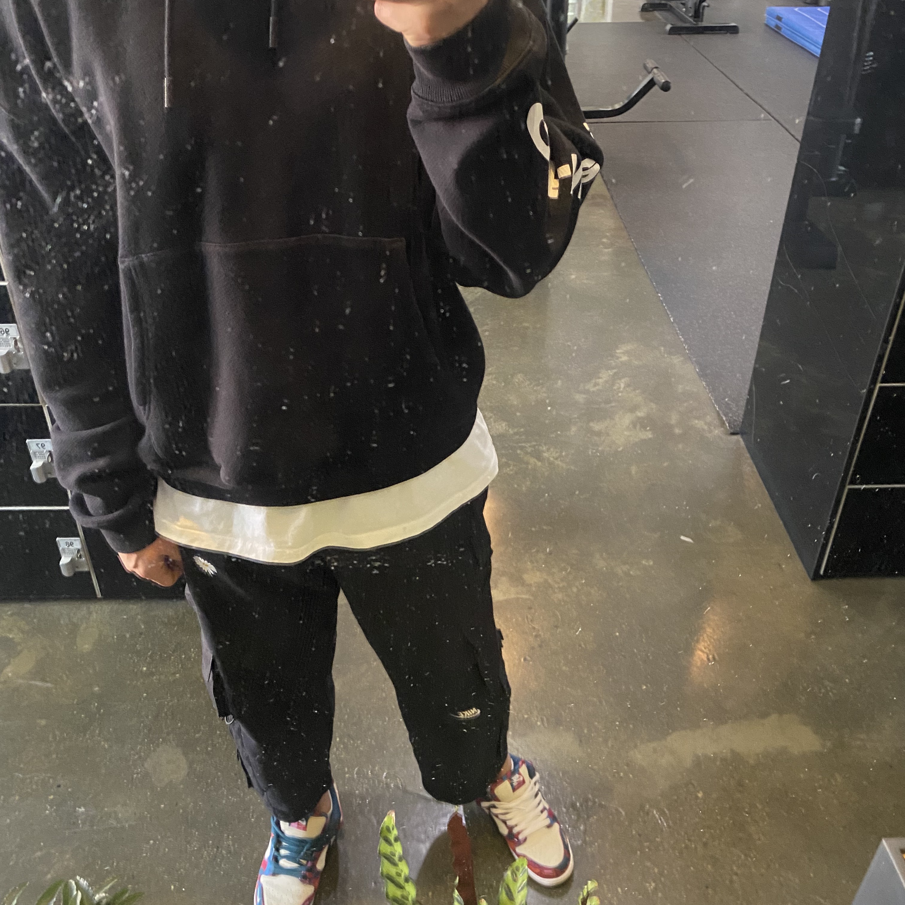 나이키 x 피스마이너스원 와이드 팬츠 블랙 (DR0096-010), 나이키 x 파라 SB 덩크 로우 프로 앱스트랙트 아트 착용 스타일 - 2