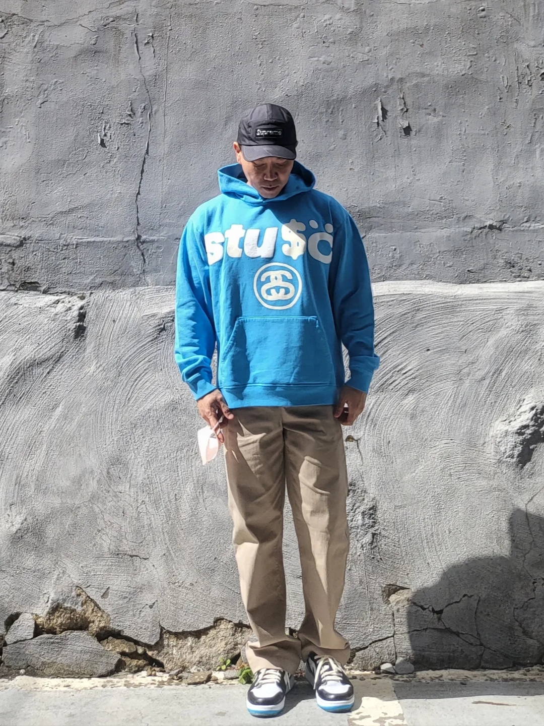 Stussy x Cactus Plant Flea Market 8 Ball Pigment Dyed Hoodie Blue, Supreme Mirror Camp Cap Black - 21FW 착용 스타일 - 1