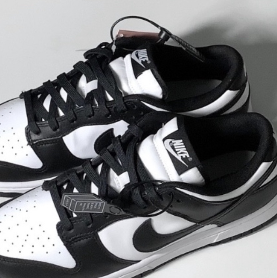 Nike Dunk Low Retro Black 착용 스타일
