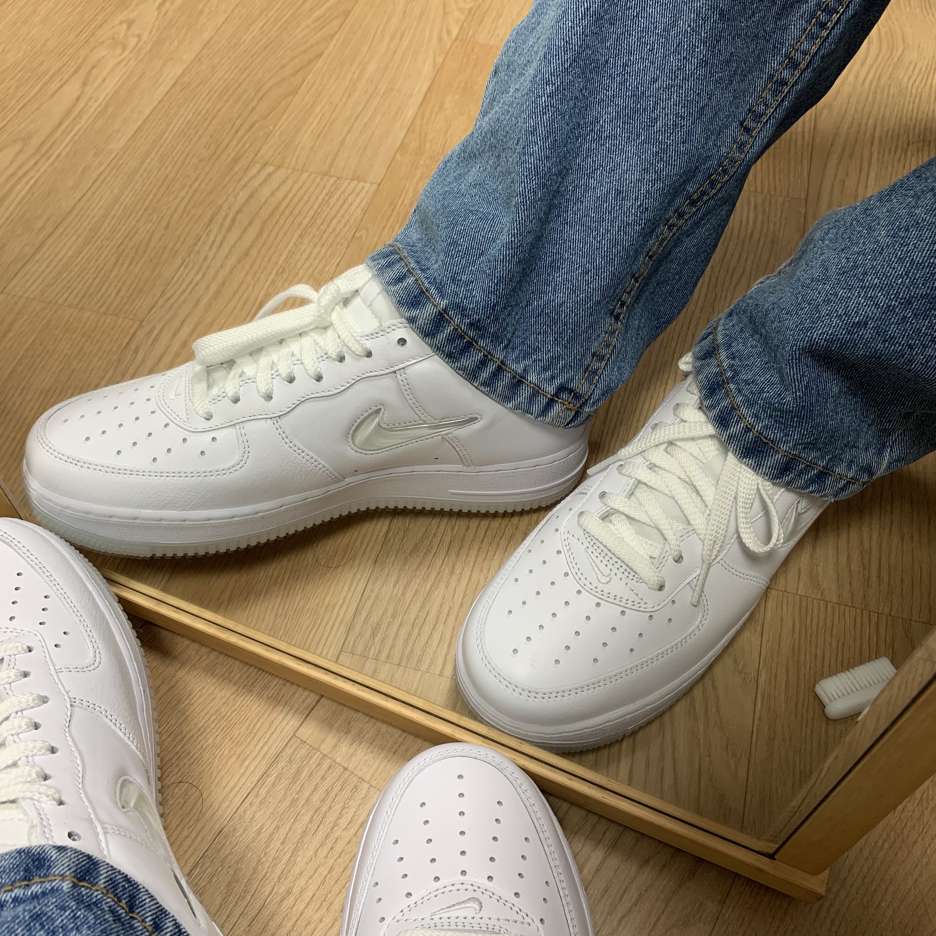Nike Air Force 1 Low Color of The Month White Jewel 착용 스타일