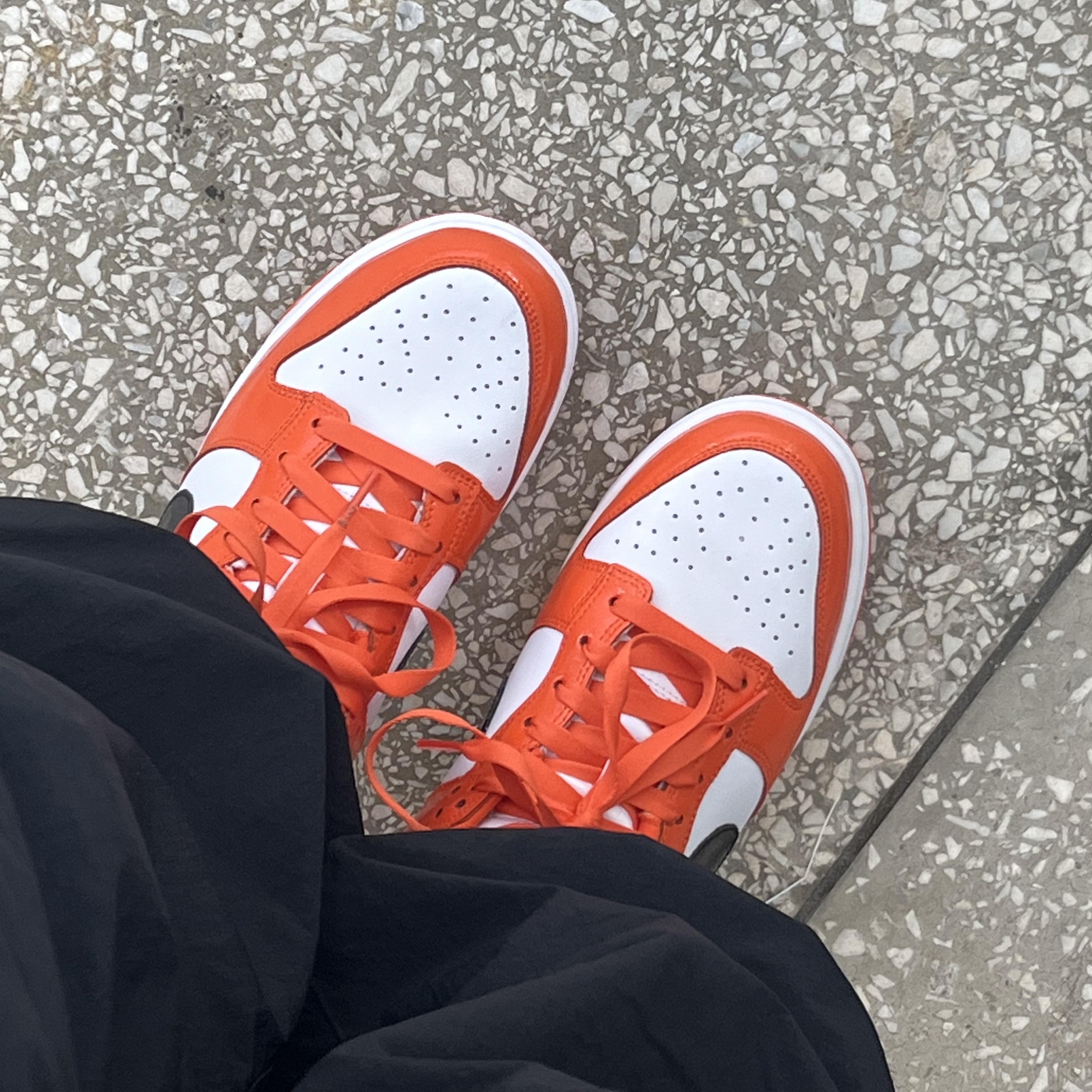(W) Nike Dunk Low Essential Brilliant Orange 착용 스타일