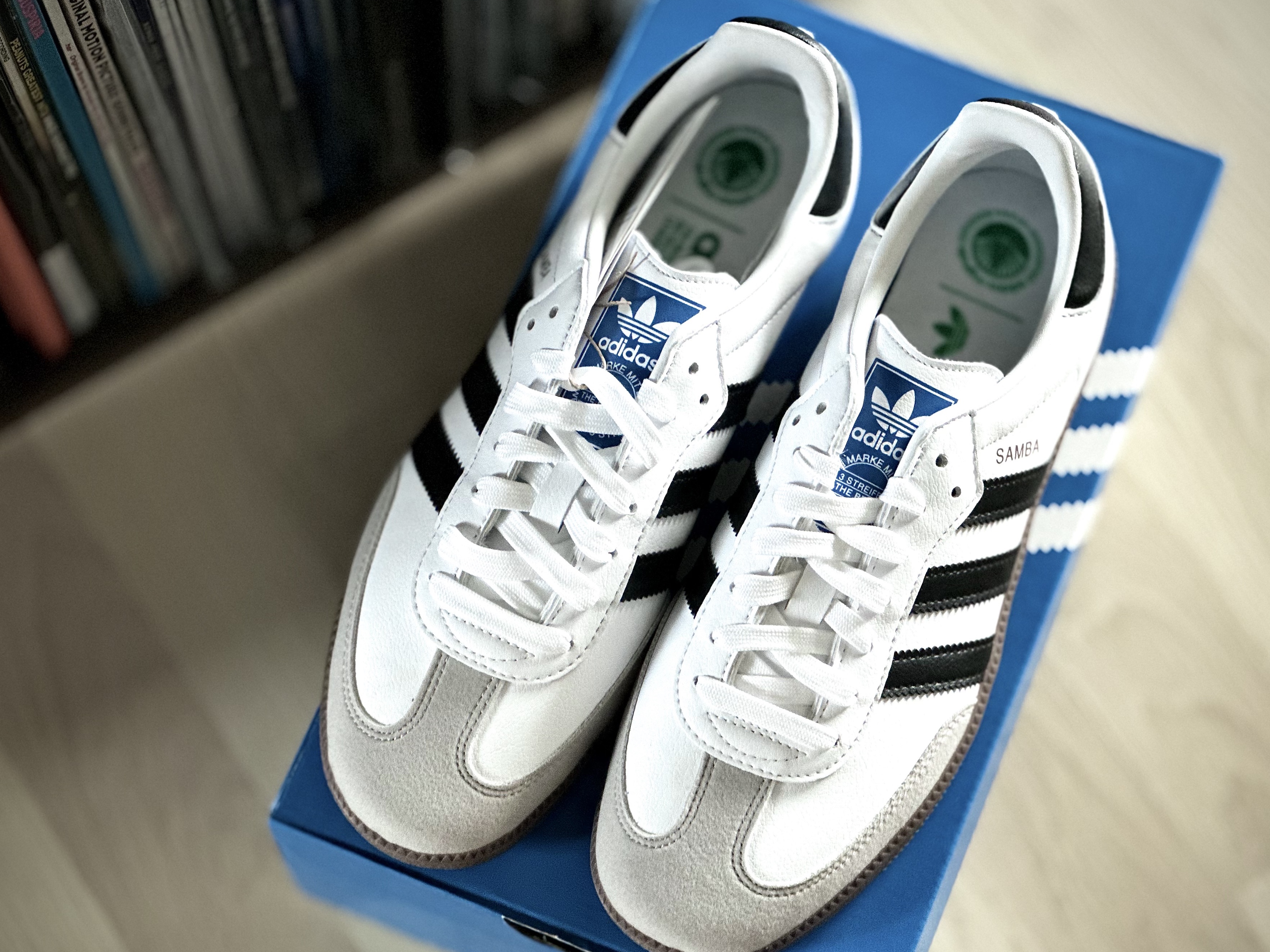 Adidas Samba Vegan White Black 착용 스타일